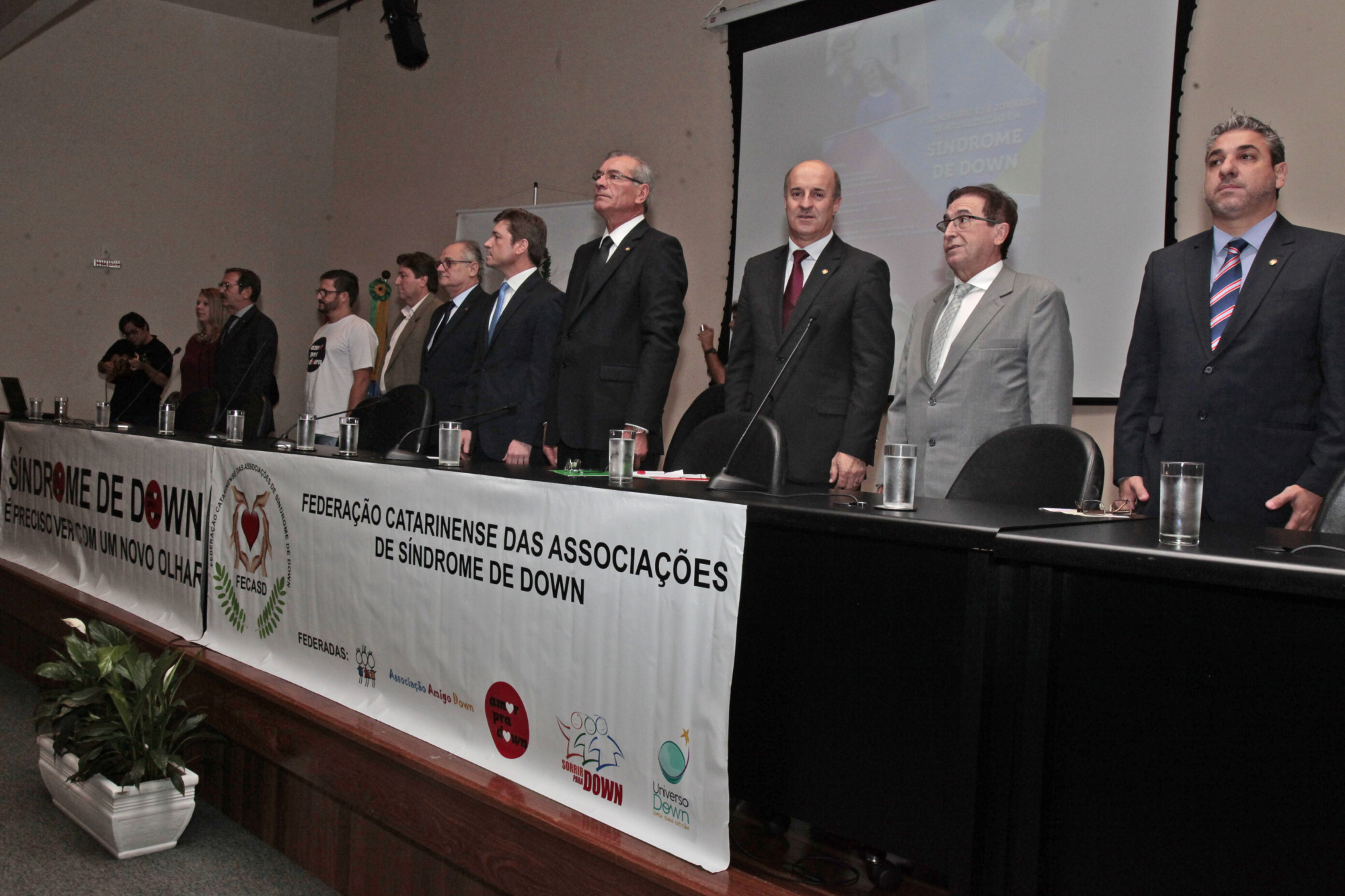 Abertura do 5º Seminário e 4ª Jornada de Atualização em Síndrome de Down, no Auditório Antonieta de Barros da Assembleia Legislativa