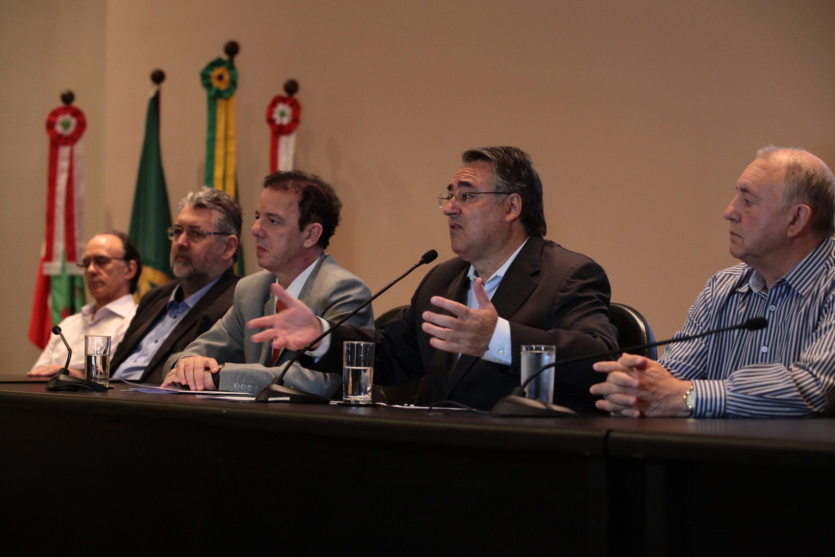 Seminário Internacional - Programa Reviver