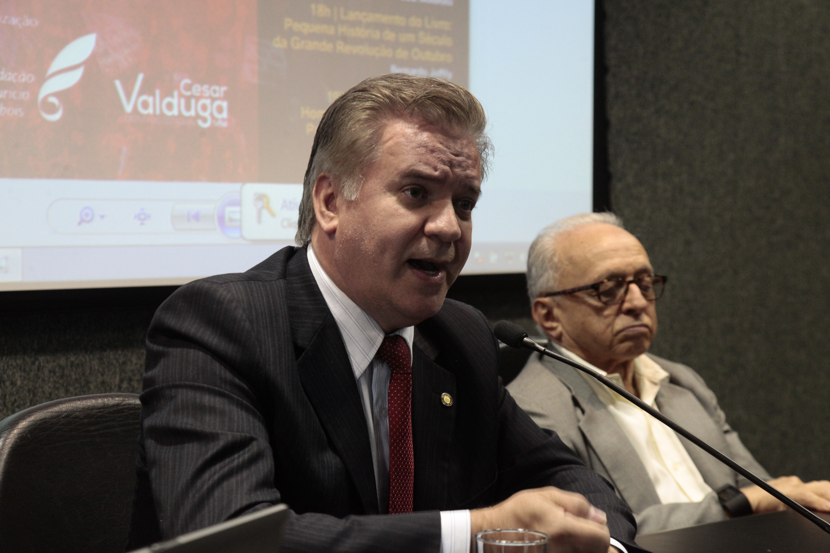 Seminário Institucional Promovido pelo Gabinete Deputado Cesar Valduga (PCdoB).
