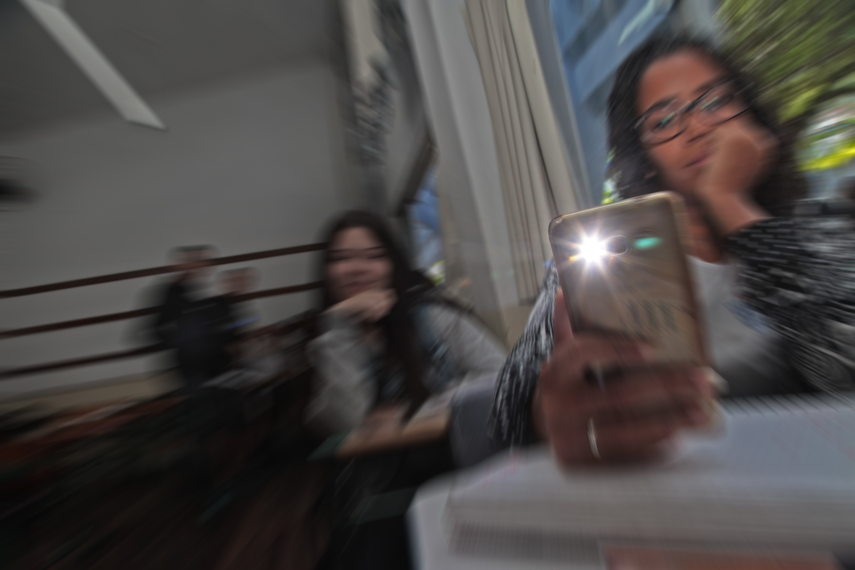 PL Propõe Liberação do Uso do Celular em Sala de Aula.