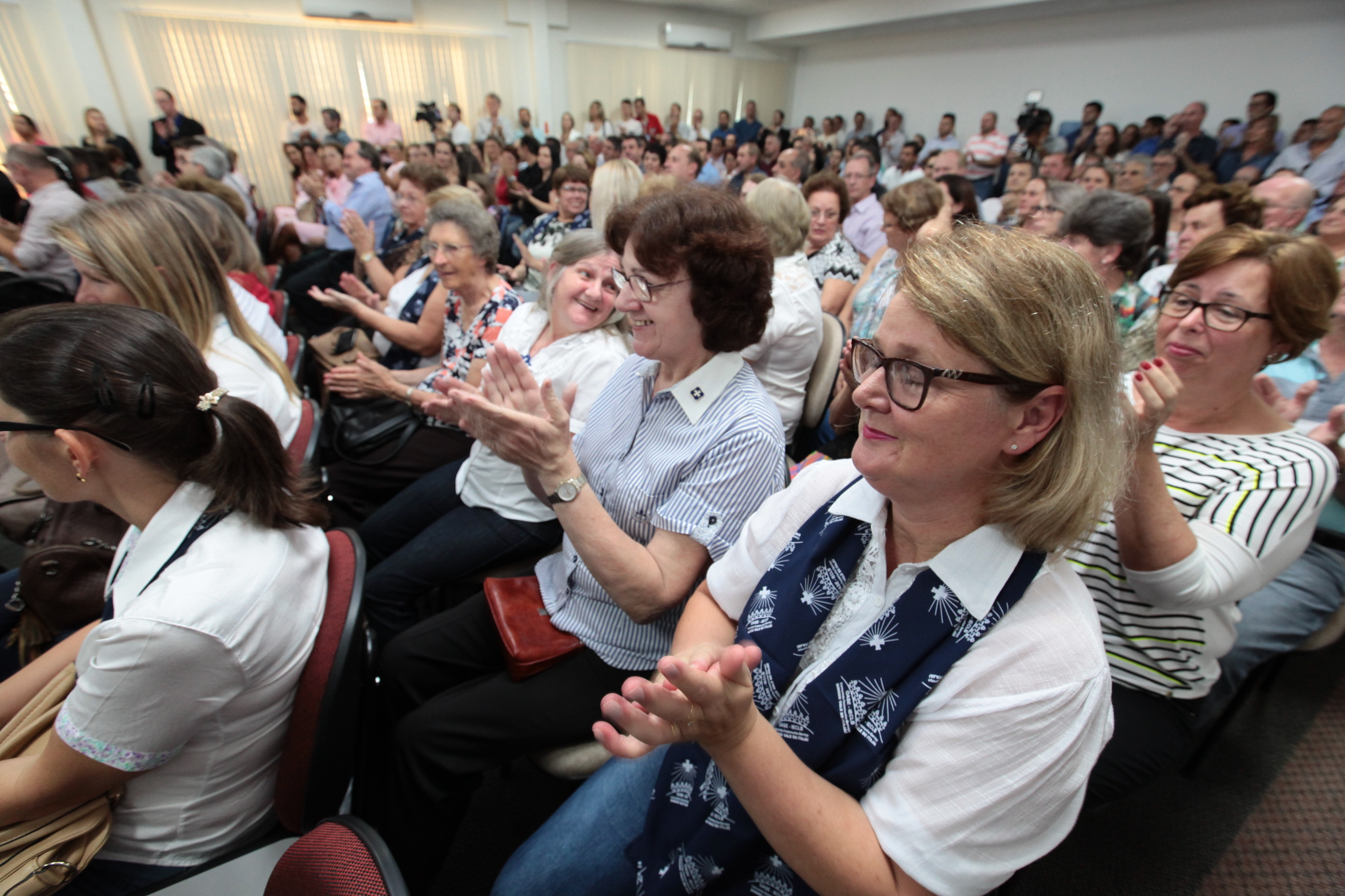 Solenidade de inauguração dos leitos de UTI do Hospital OASE em Timbó.