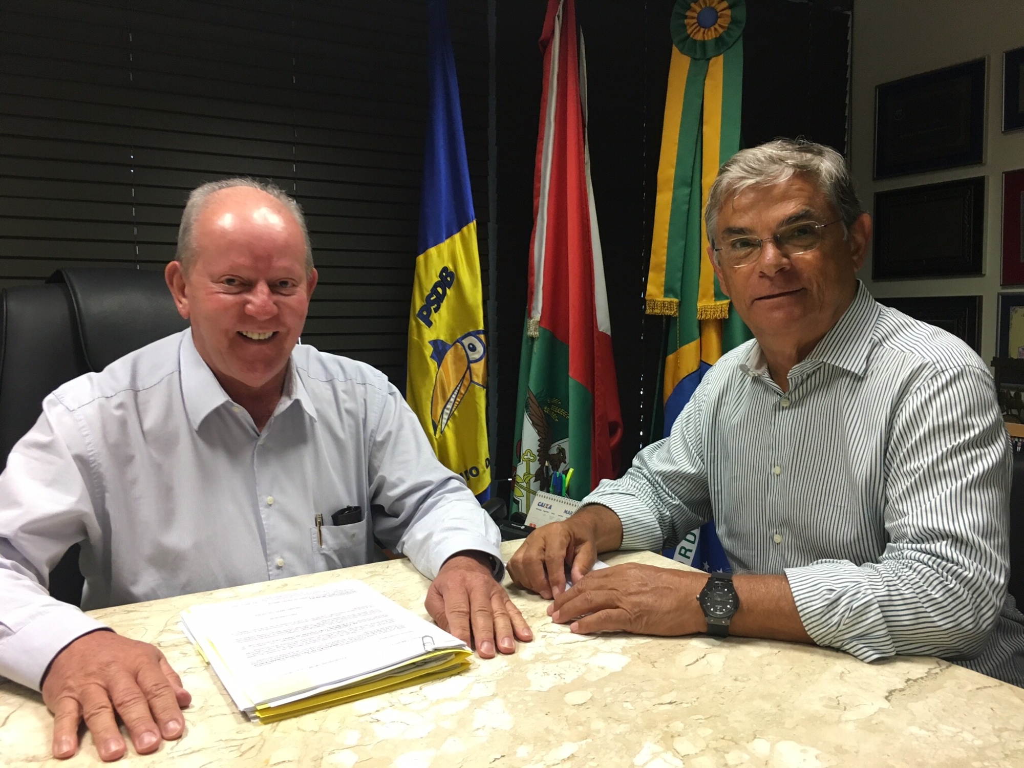 Governador em exercício visita deputado Marcos Vieira