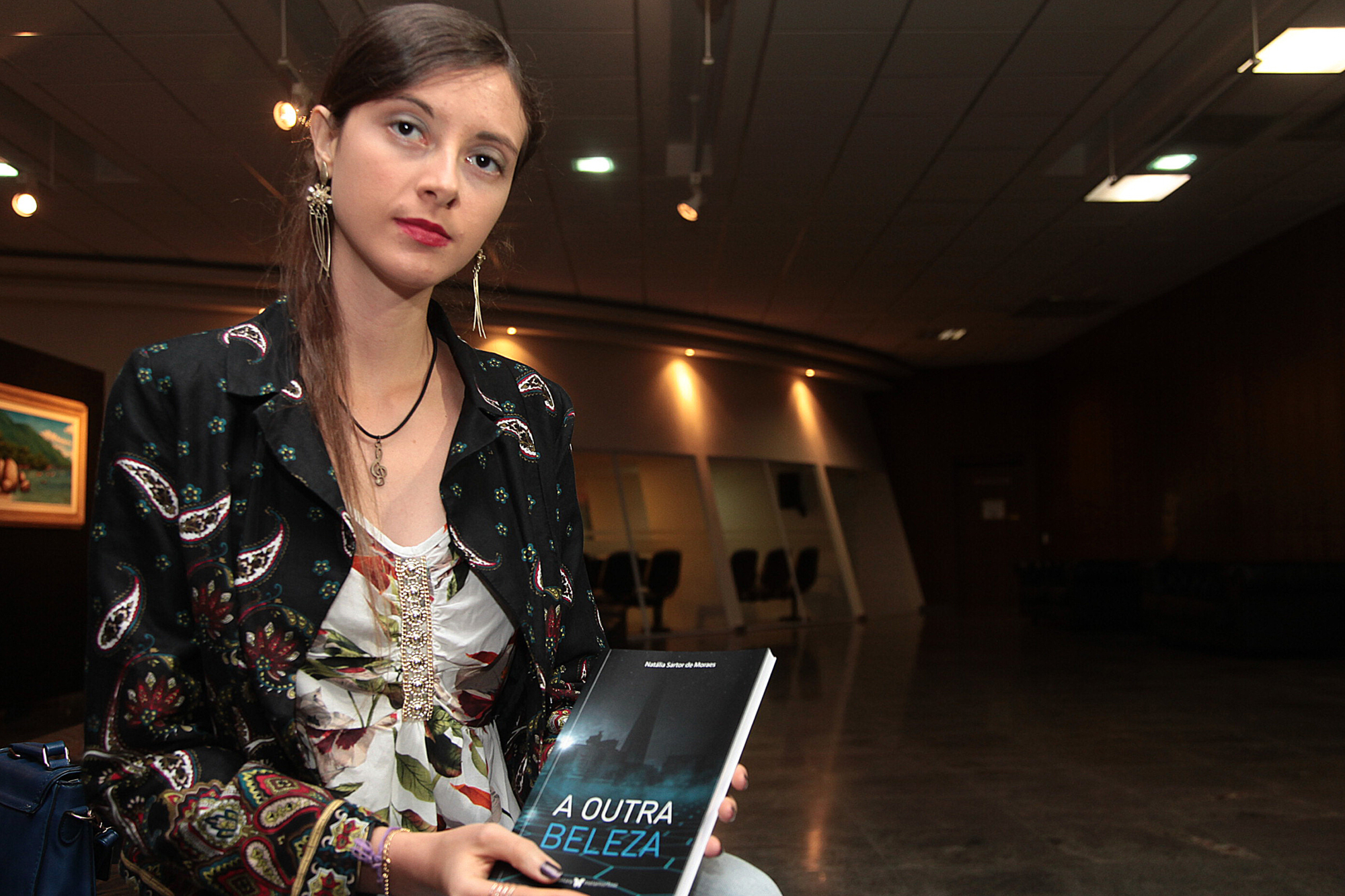 Colunista de Curitibanos lança seu primeiro livro de crônicas