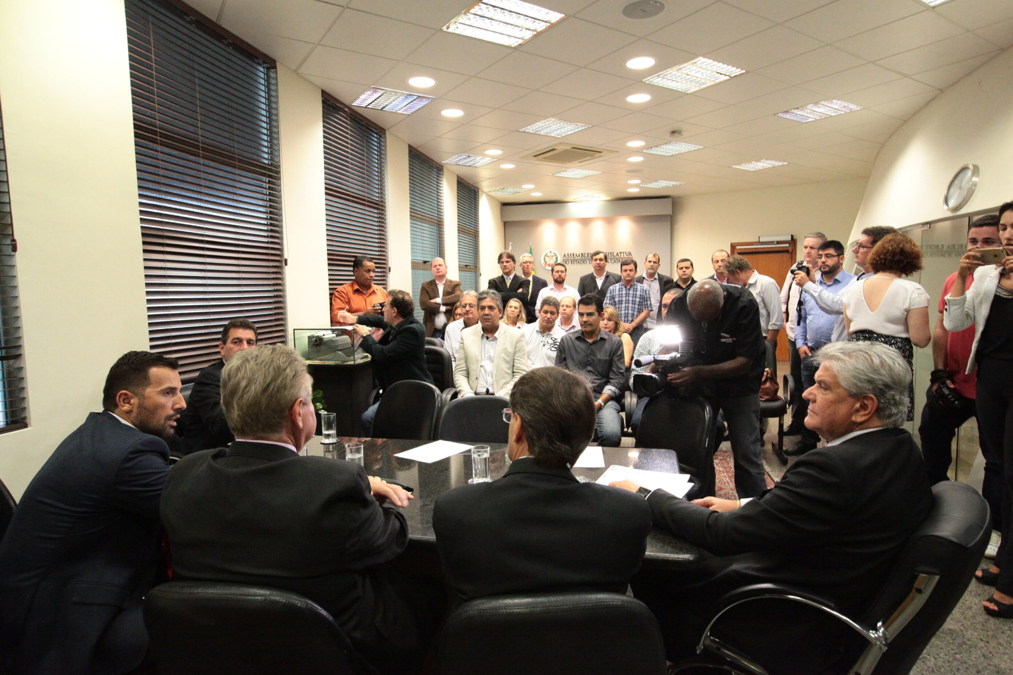 Fetrancesc apresenta propostas para revitalizar transportes de cargas