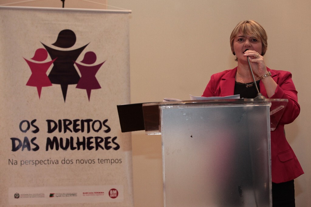 Luciane assume coordenação da Bancada Feminina da Alesc
