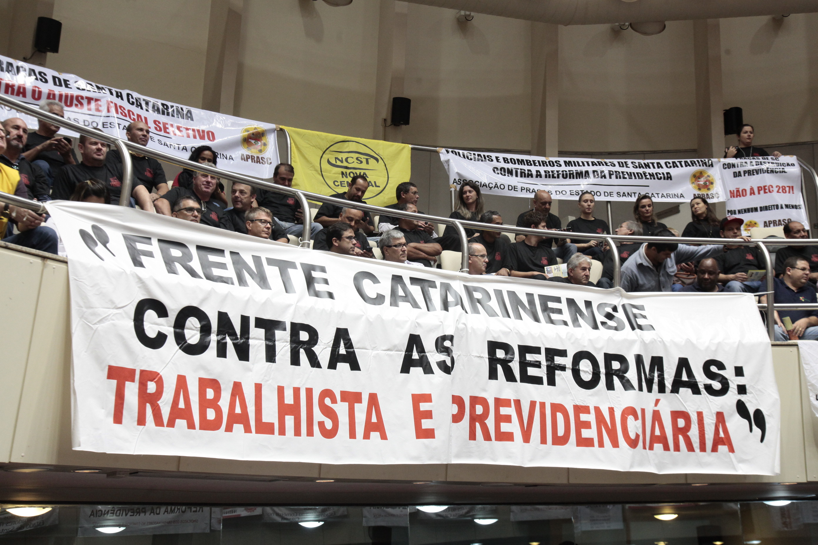 Comissão de Trabalho Promove Audiência Pública Sobre Reforma da Previdência.