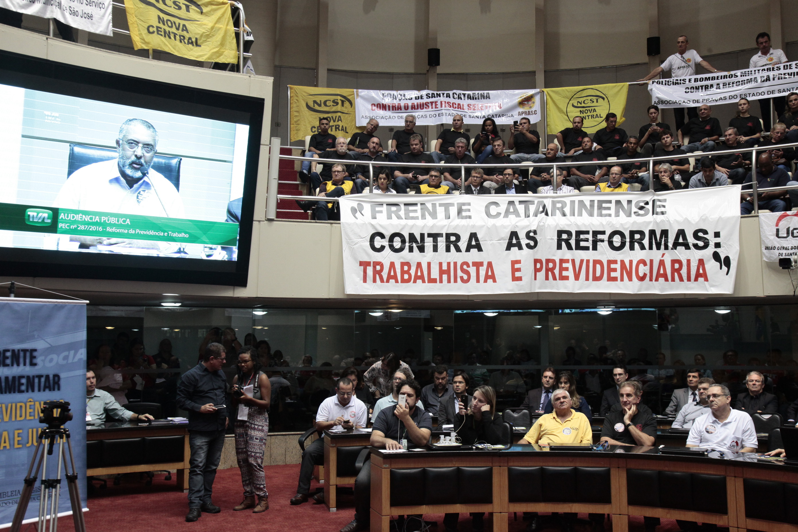 Comissão de Trabalho Promove Audiência Pública Sobre Reforma da Previdência.