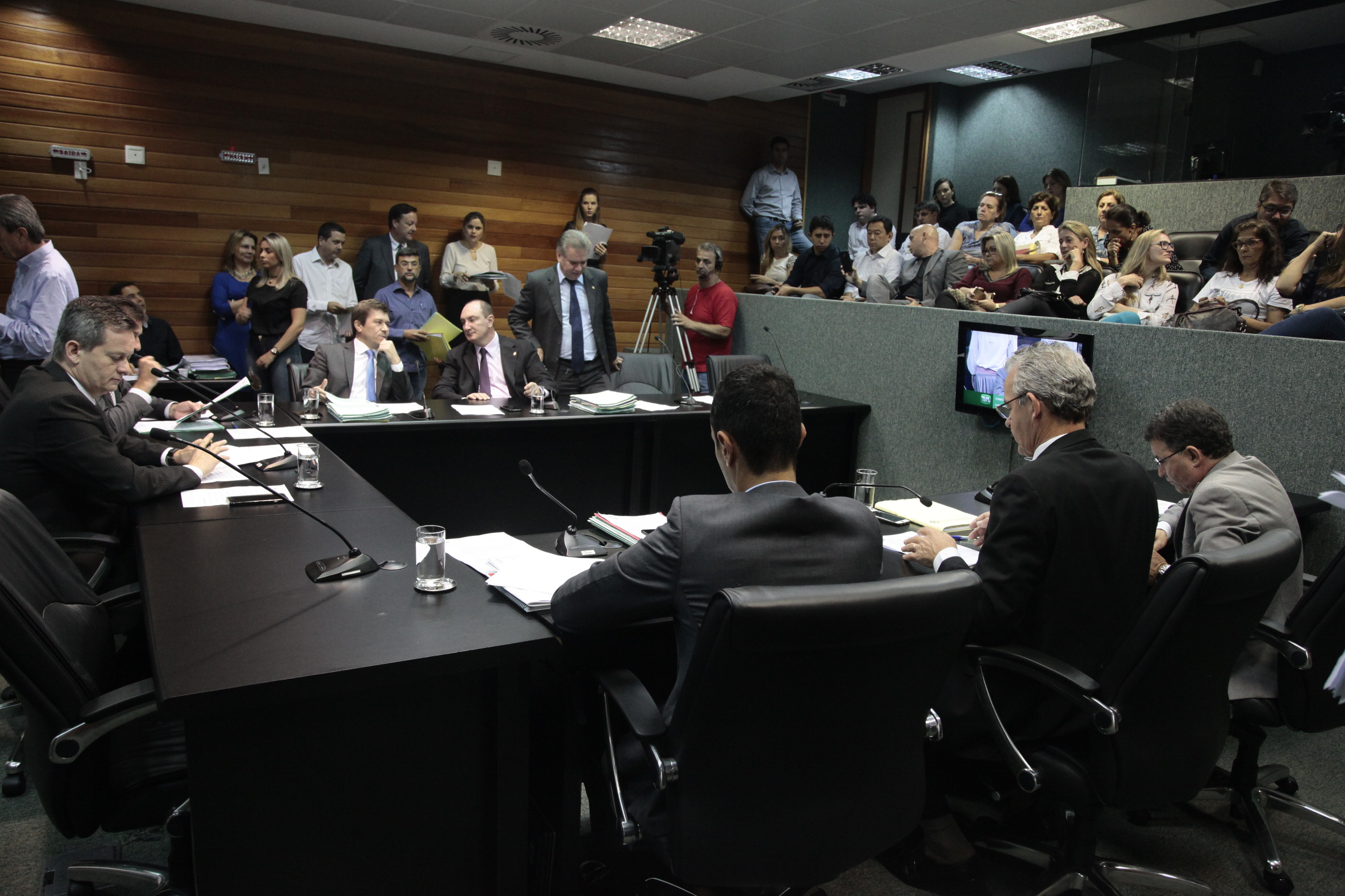 Comissão de Constituição e Justiça.