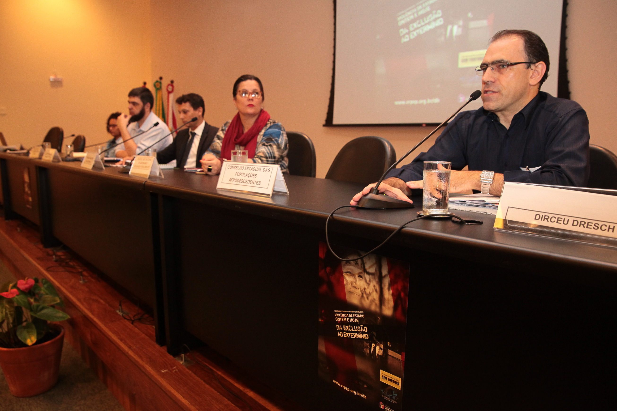 Seminário Violência de Estado ontem e hoje: da exclusão ao extermínio.