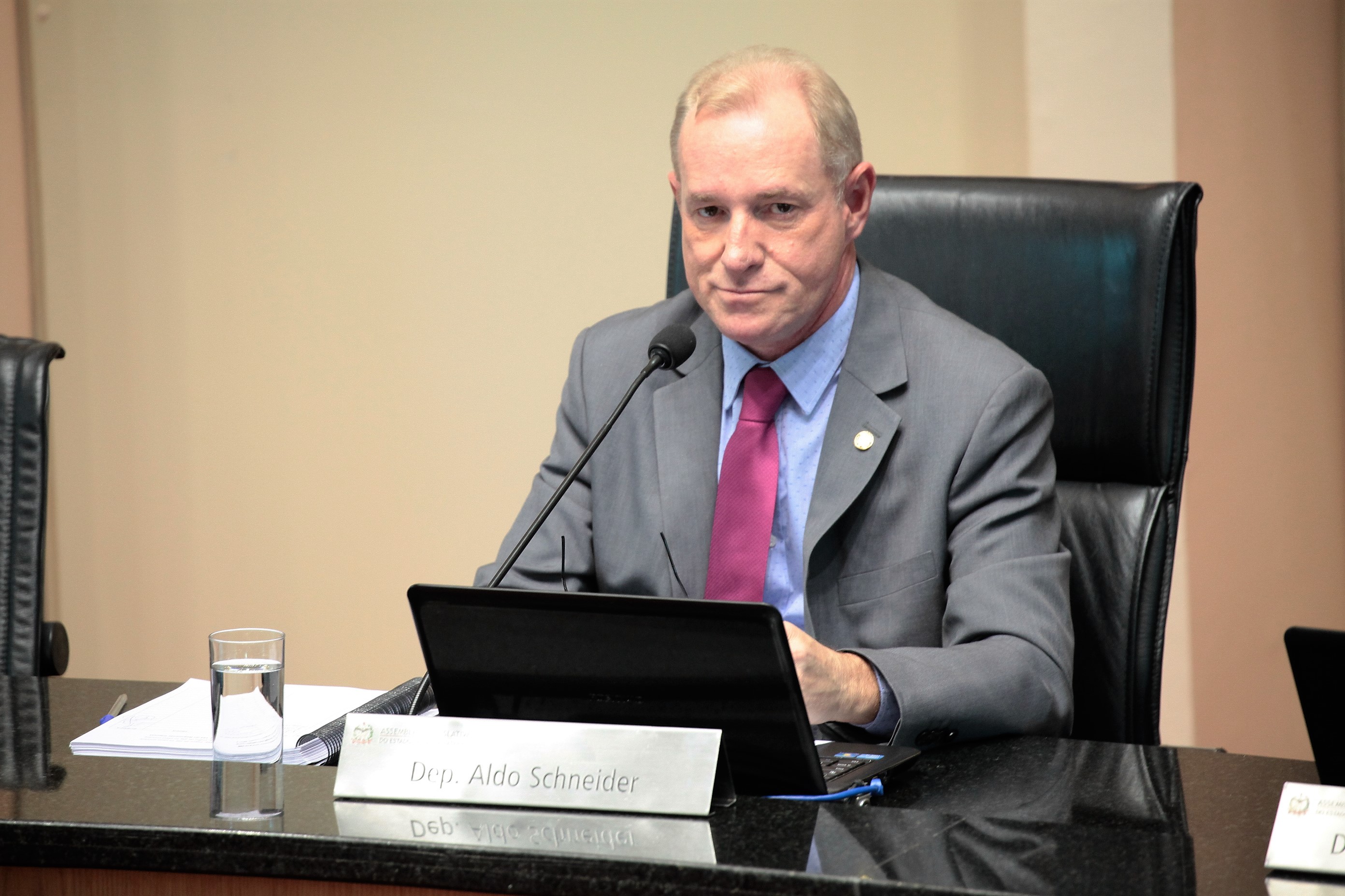 Sessão Ordinária. Deputado Aldo Schneider (PMDB)
