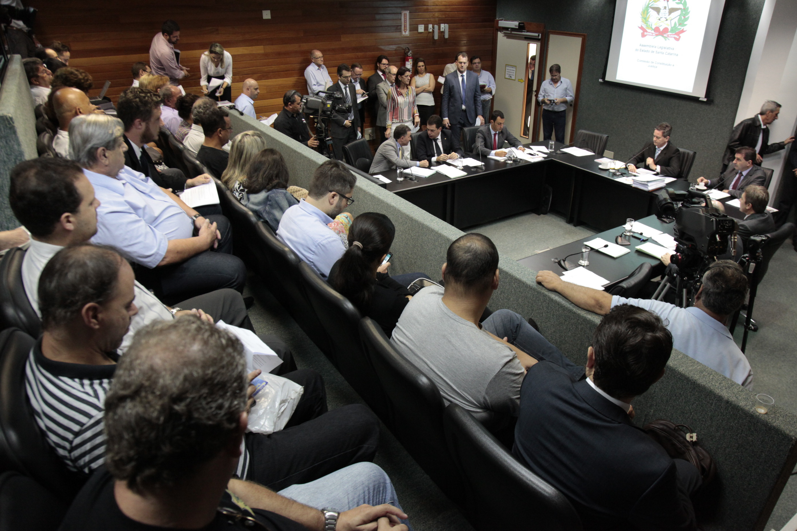 Comissão de Constituição e Justiça