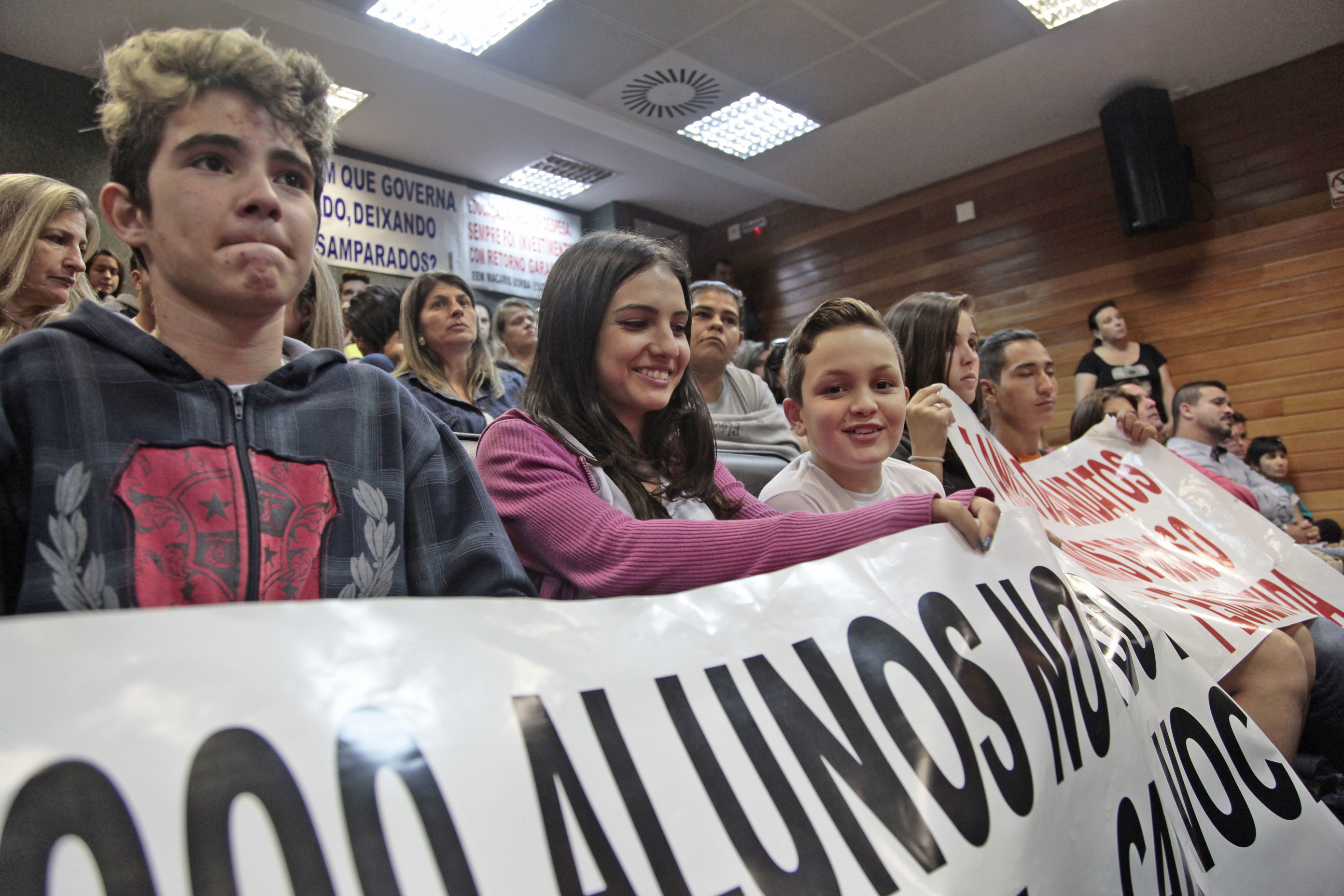 Audiência Pública - Situação das Escolas de Balneário Gaivotas e Sombrio.