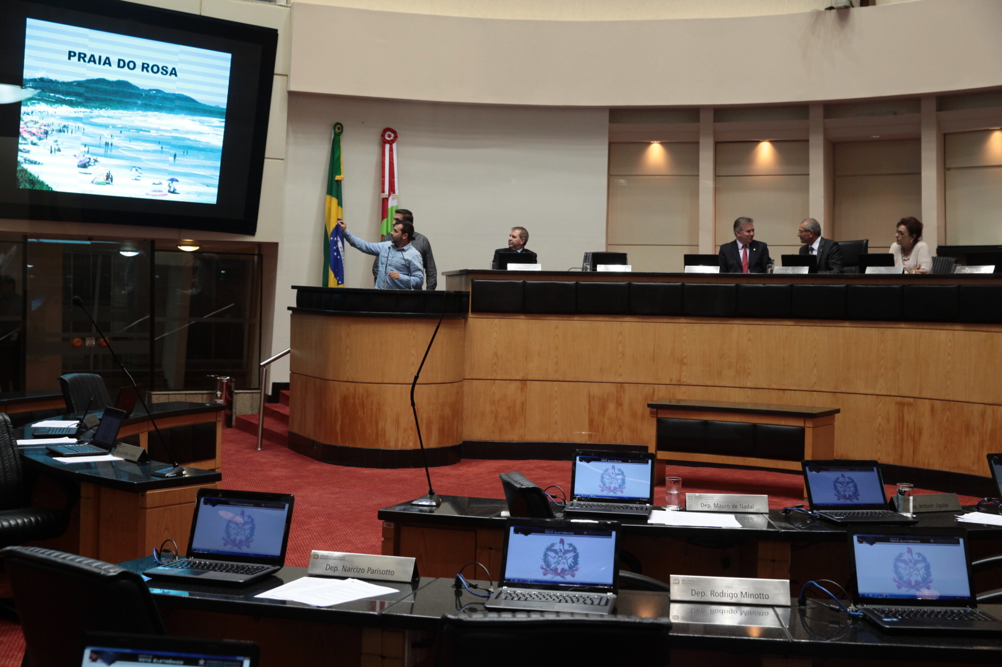 Vereador de Imbituba pede apoio parlamentar para suprir demandas da região