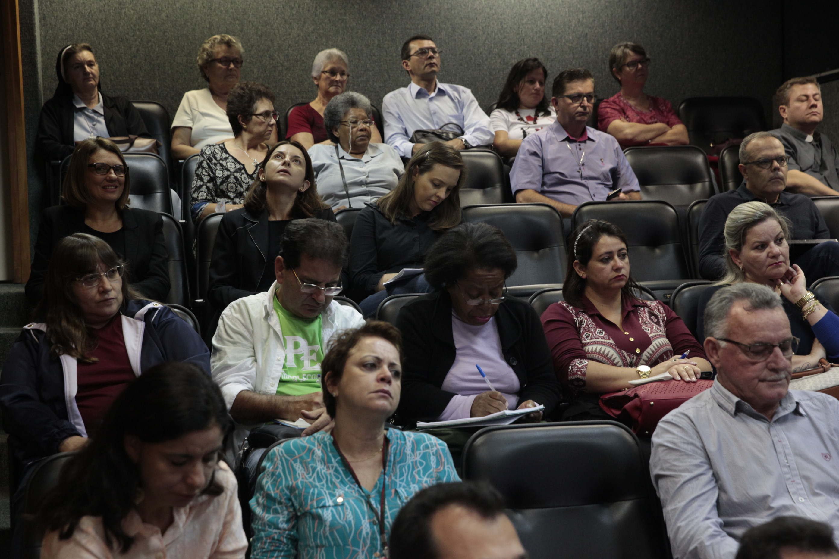Comissão de Turismo e Meio Ambiente Promove Audiência Pública.