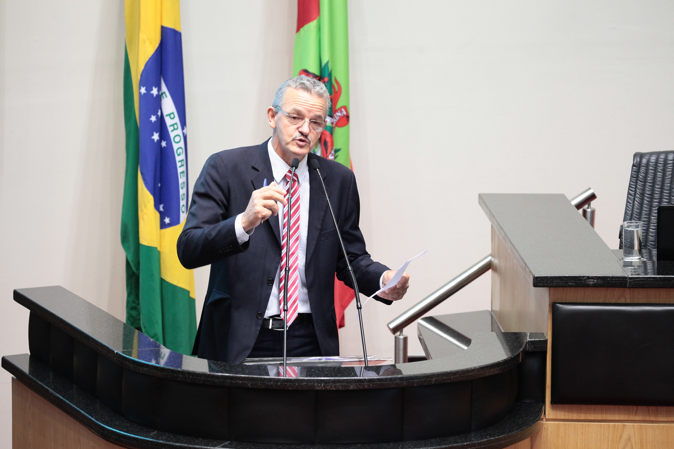 Deputado Dirceu Dresch (PT). Sessão Ordinária.