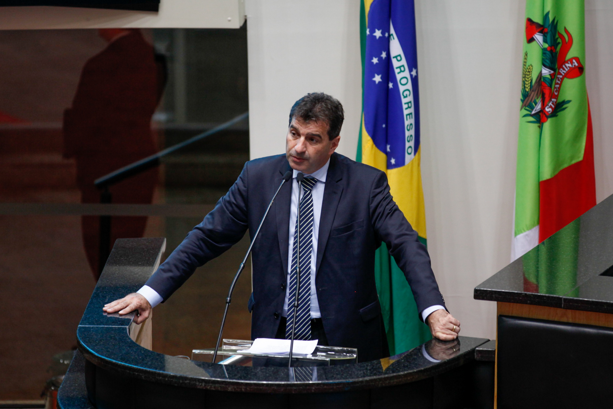 Deputado Valdir Cobalchini (PMDB) - Sessão Ordinária. Foto: Karina Ferreira