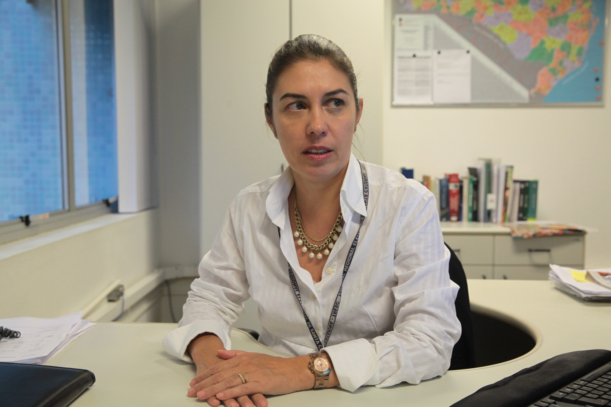 Renata Beatriz de Fáveri, secretária da Corregedoria do TRE/SC