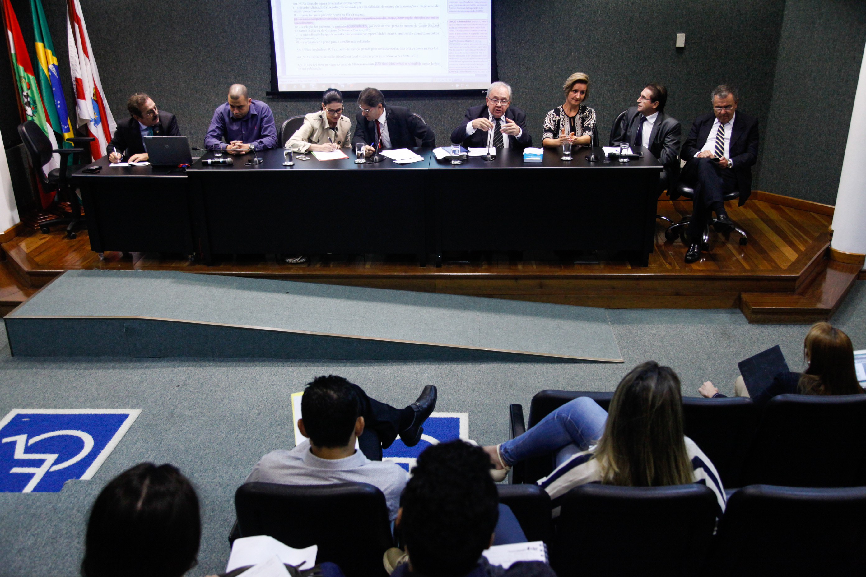 Comissão de Saúde Promove Audiência Pública Sobre a Divulgação na Internet da Lista de Atendimento do SUS.