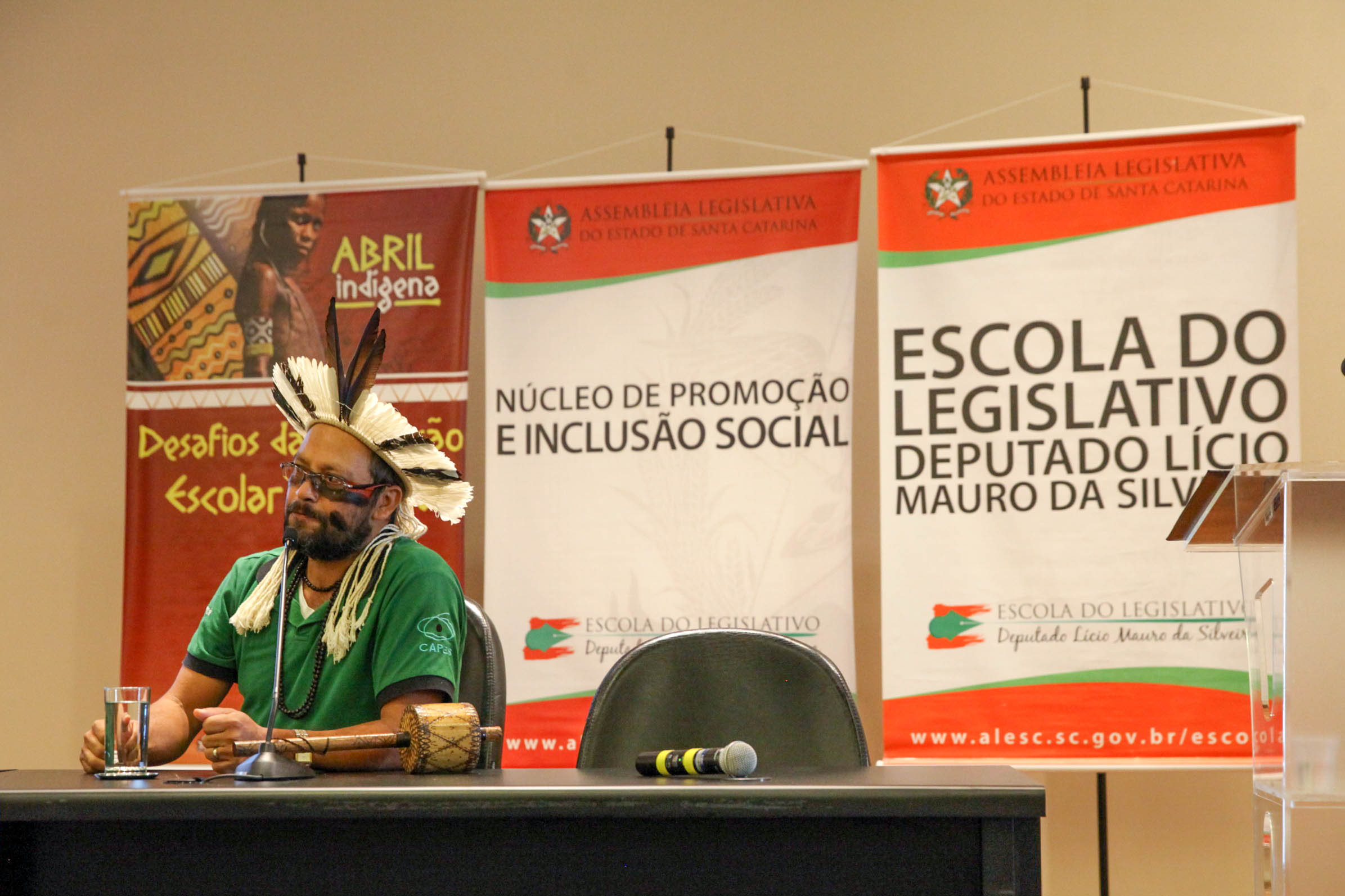 Seminário Regional: Desafios da Educação Escolar Indígena