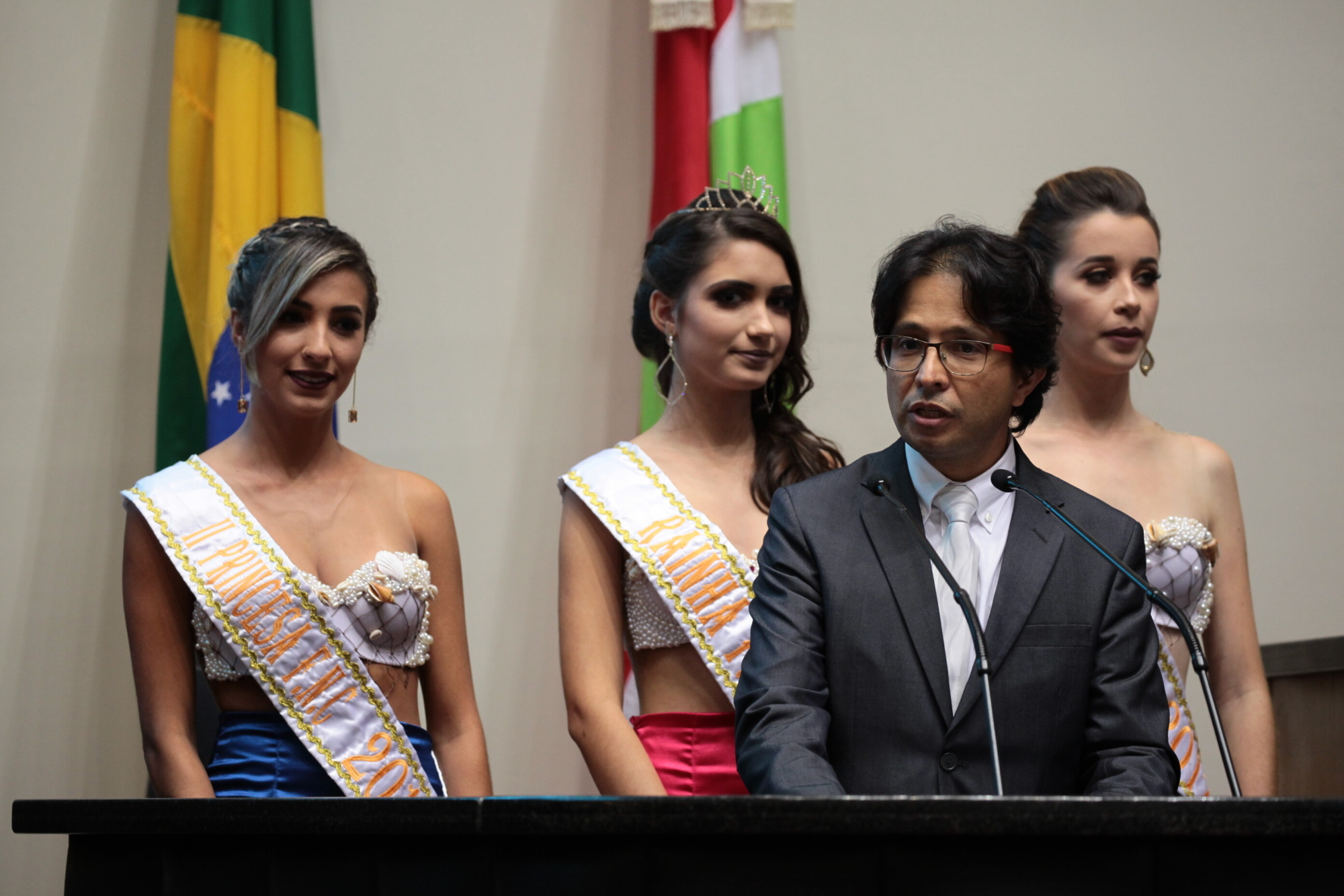 Prefeito de Imbituba convida para a Festa Nacional do Camarão