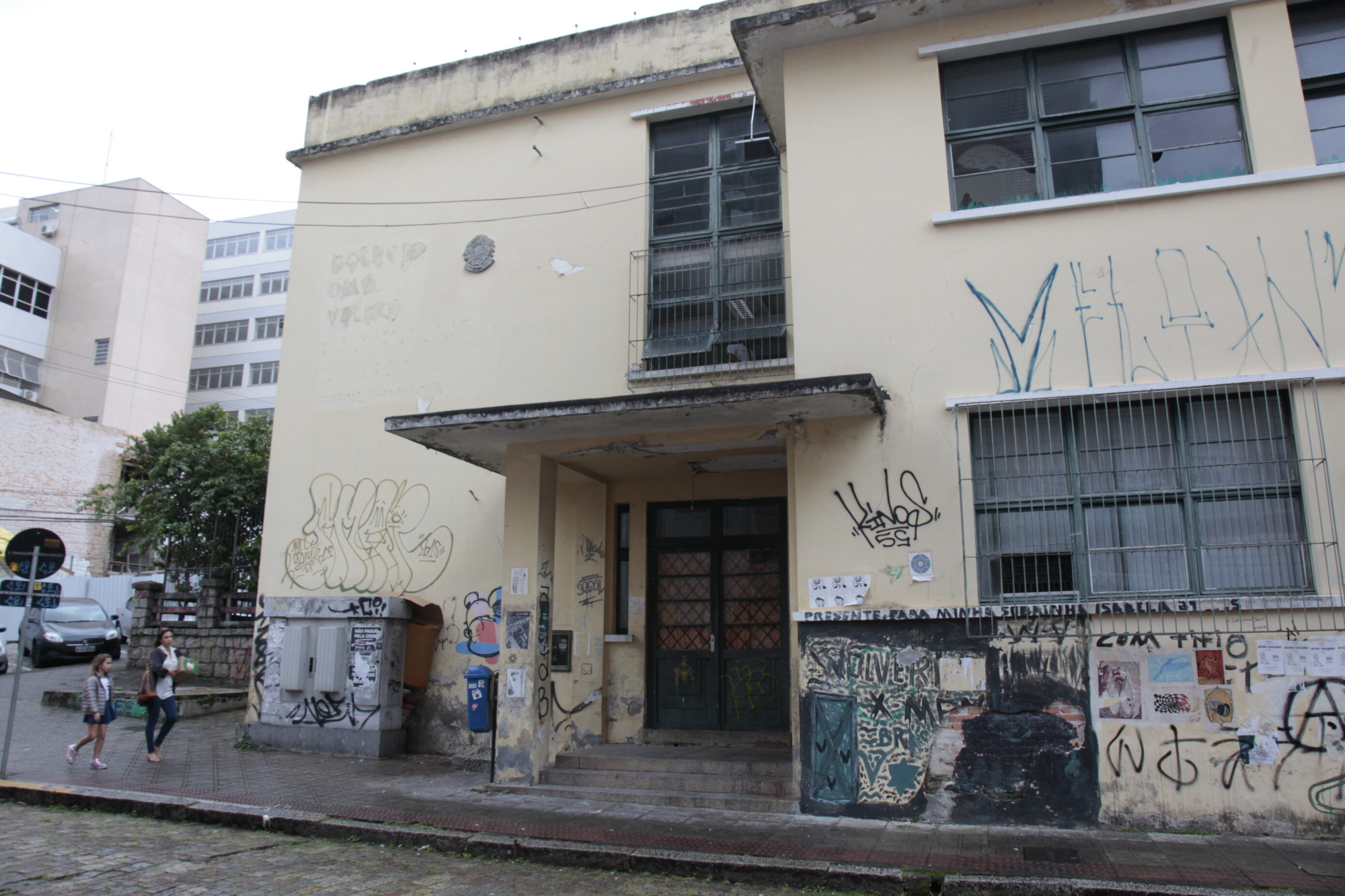 Prédio da Escola Antonieta de Barros vai sediar Escola do Legislativo