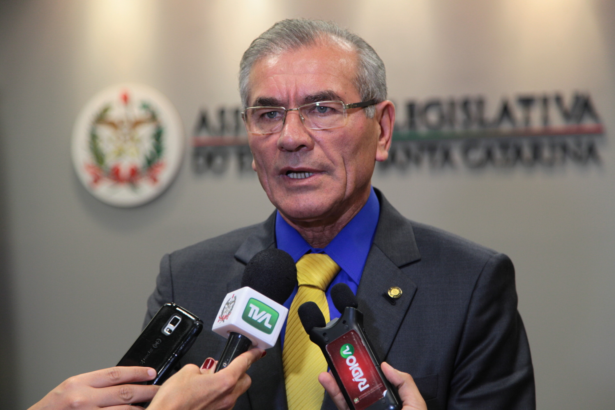 Economia com redução do corpo militar da Alesc será repassada ao Executivo