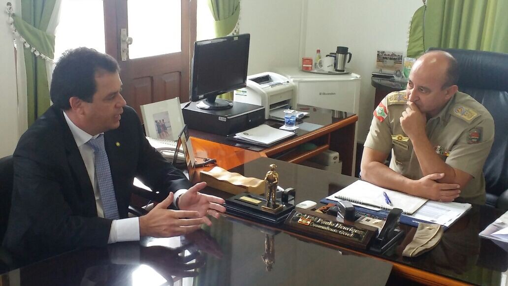 Deputado Rodrigo Minotto participa de audiência com Comandante Geral da PM