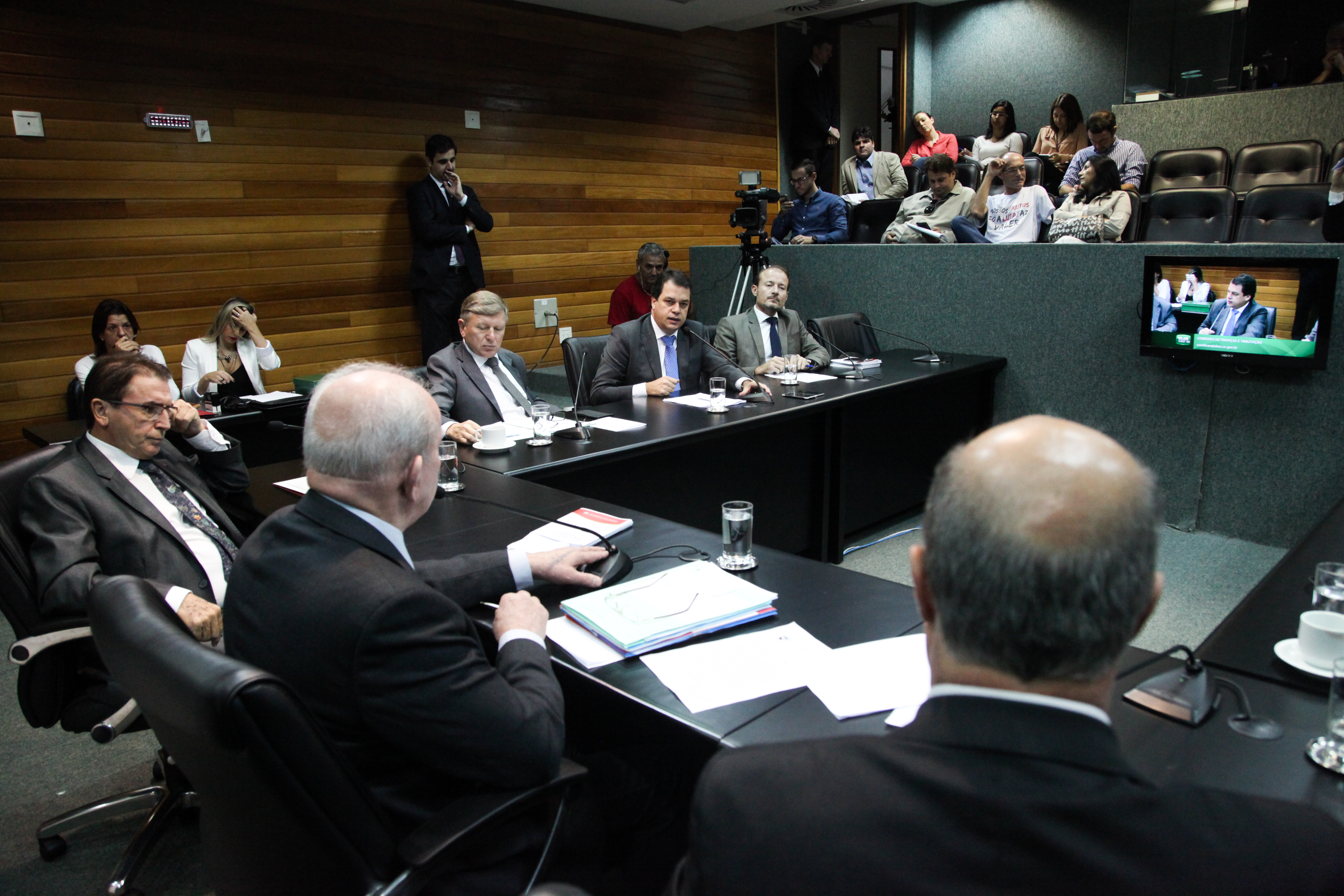 Comissão de Finanças e Tributação.