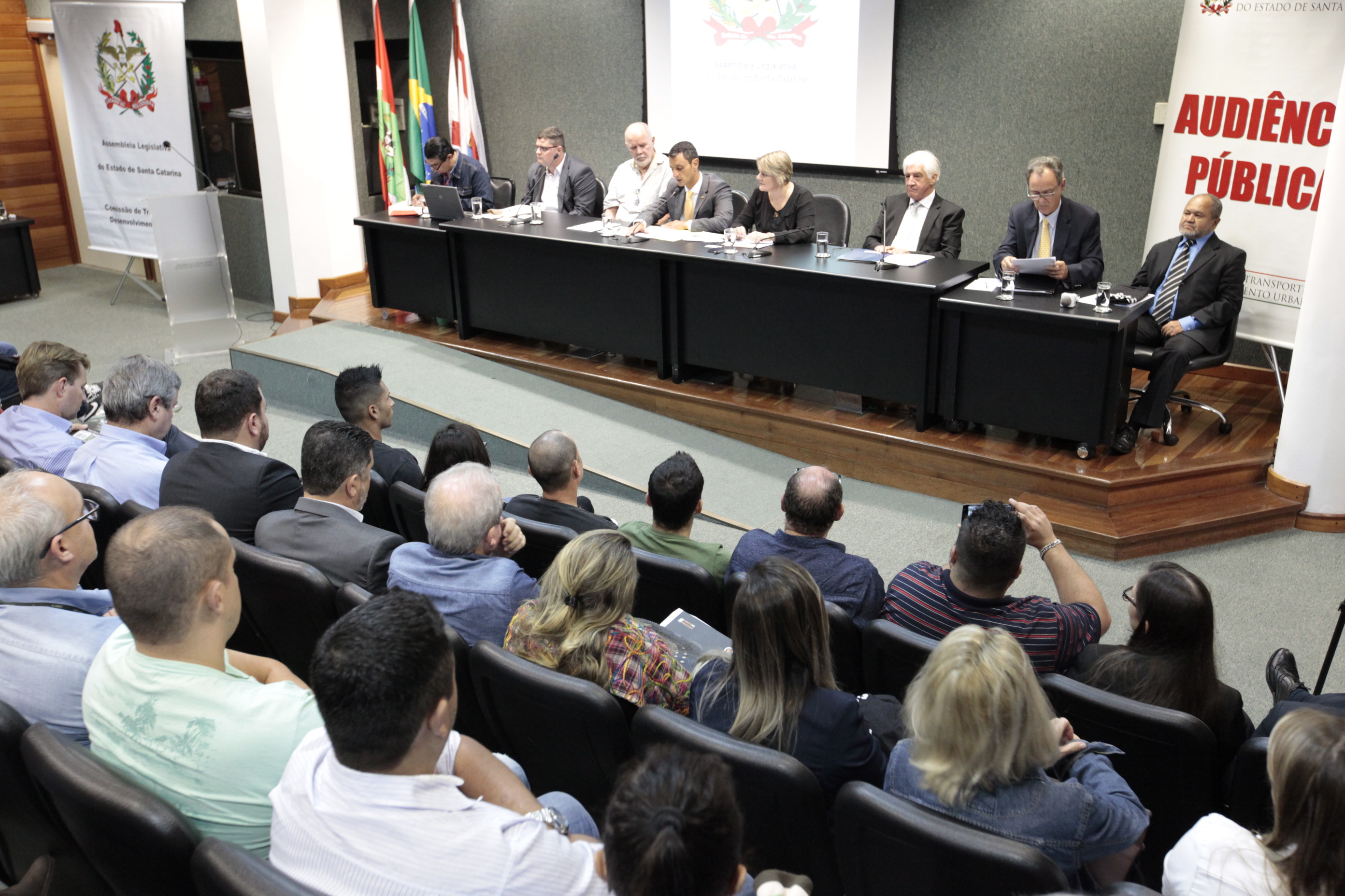 Comissão de Transportes - Audiência pública para tratar da situação do Porto de São Francisco do Sul.