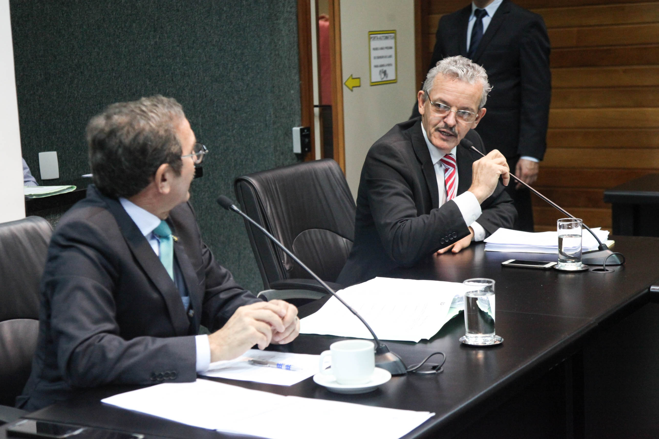 Comissão de Trabalho, Administração e Serviços Públicos.