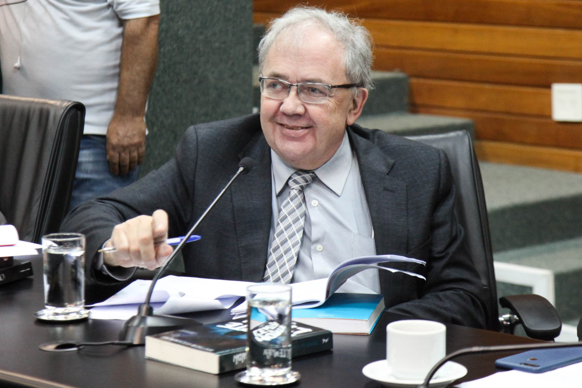 Deputado Fernando Coruja (PMDB). Comissão de Trabalho, Administração e Serviços Públicos