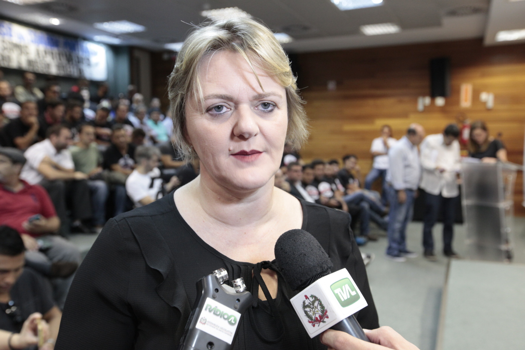 Deputada Luciane Carminatti