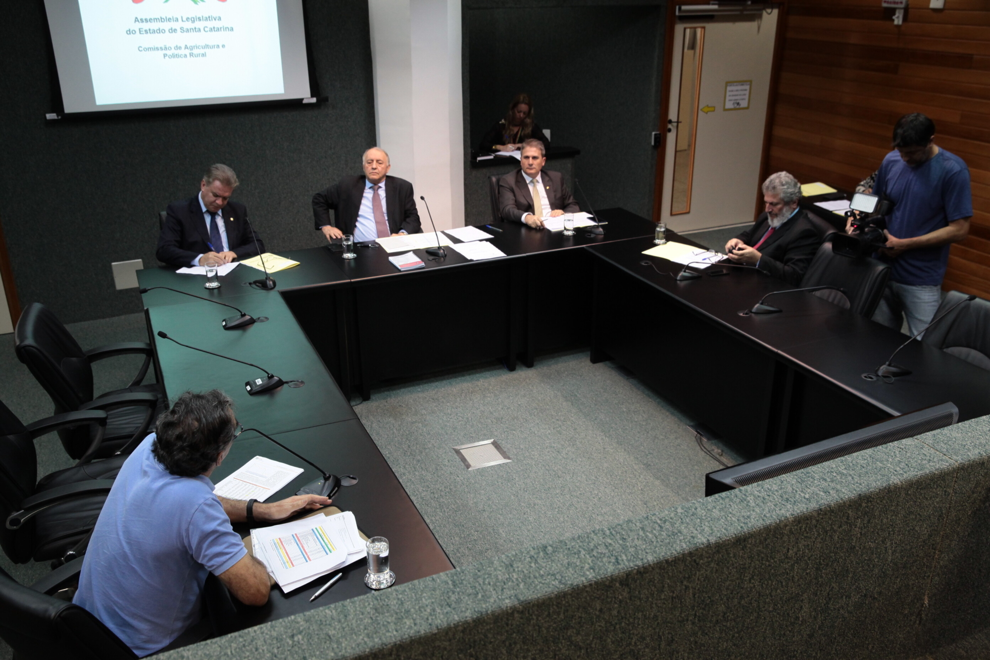Comissão discute falta de planejamento no plantio de milho em SC