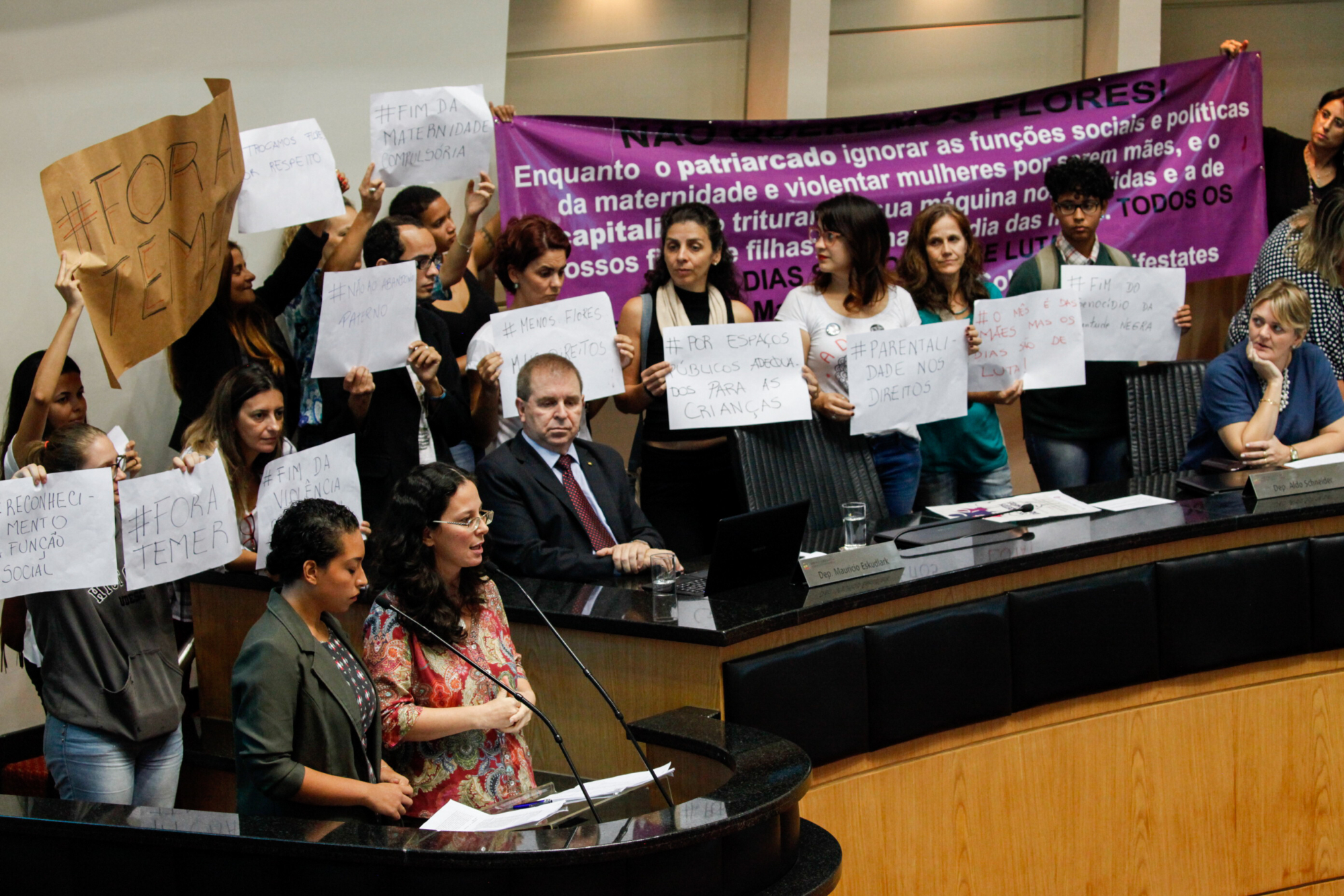 Coletivo de mães divulga manifesto que exige políticas públicas e direitos