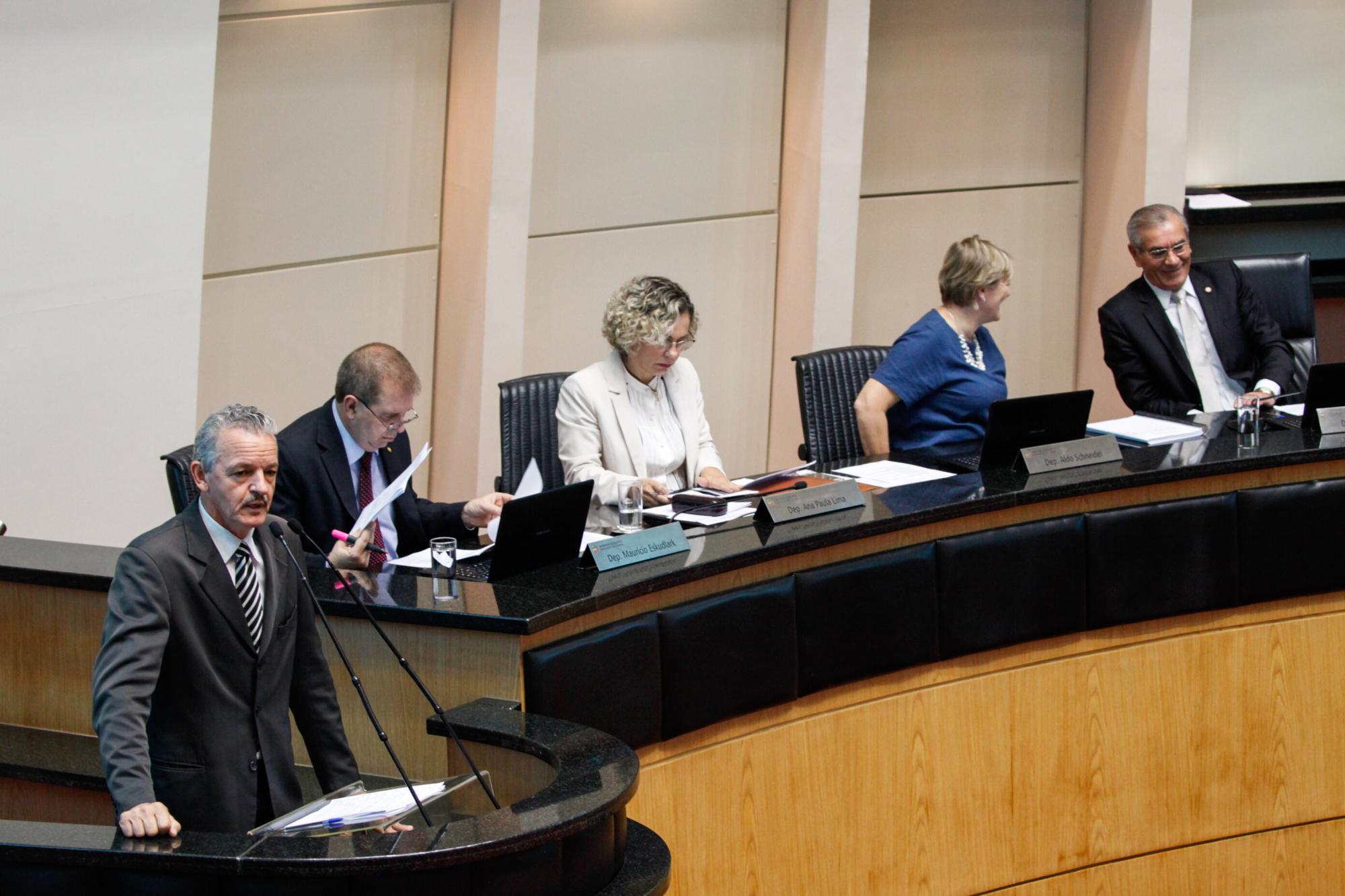 Deputados pedem mais investimentos para o IML de Concórdia