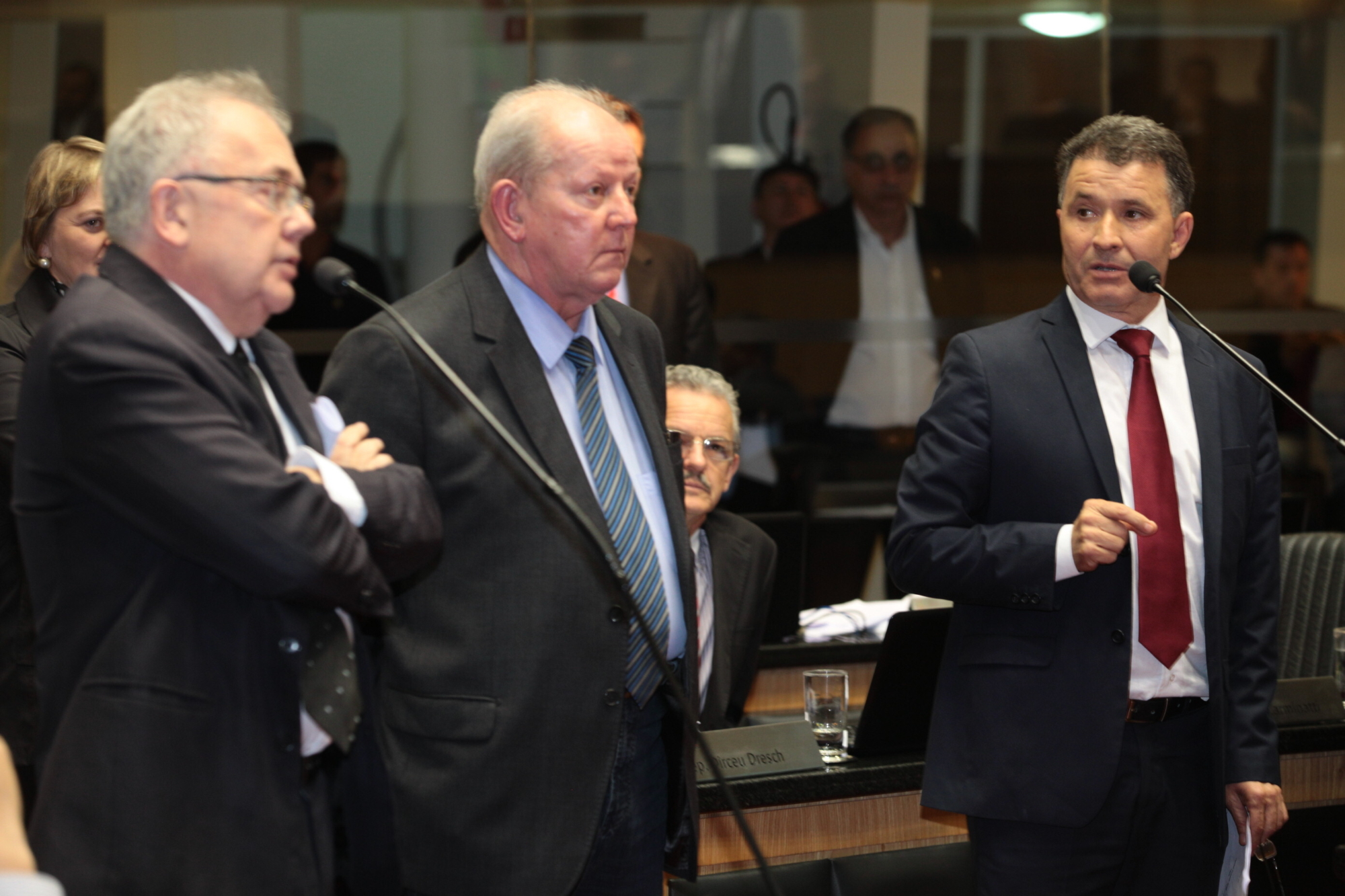 Após muito debate, Assembleia aprova novo marco regulatório das PPPs