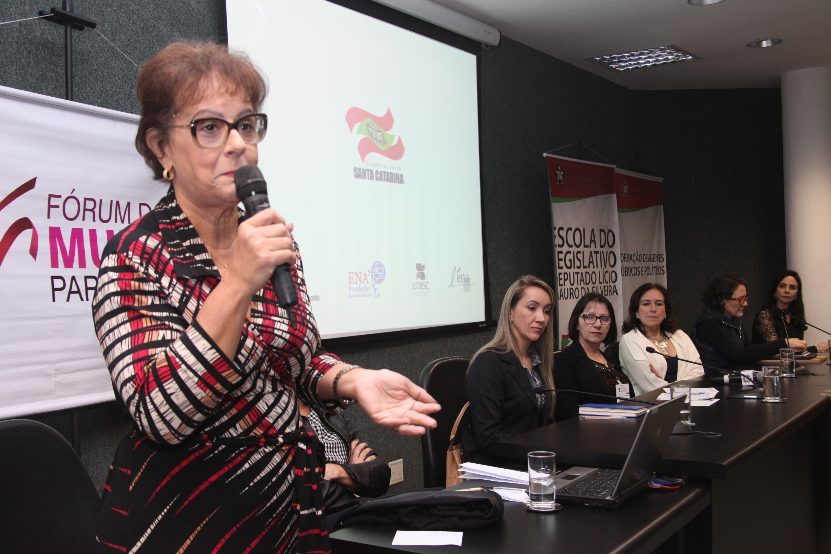 Deputada Dirce Heiderscheidt (PMDB). VIII Encontro de Mulheres Parlamentares. Foto: Fábio Queiroz / Agência AL
