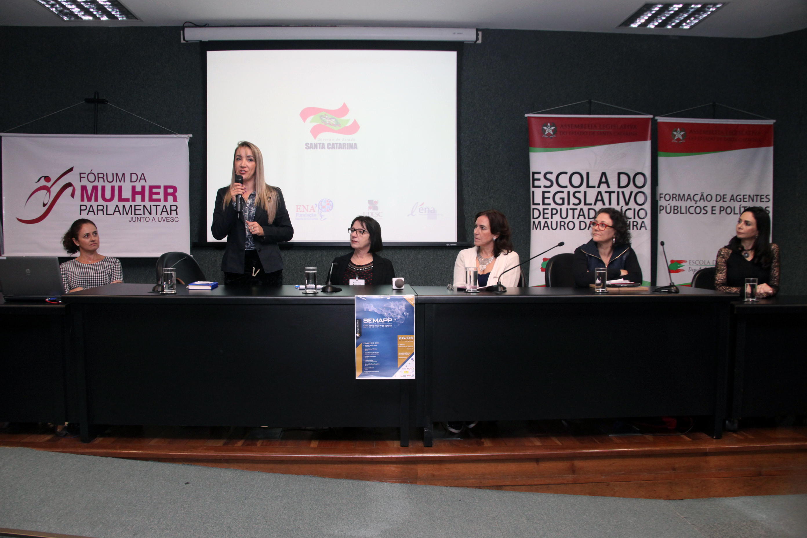 VIII Encontro de Mulheres Parlamentares. Foto: Fábio Queiroz / Agência AL