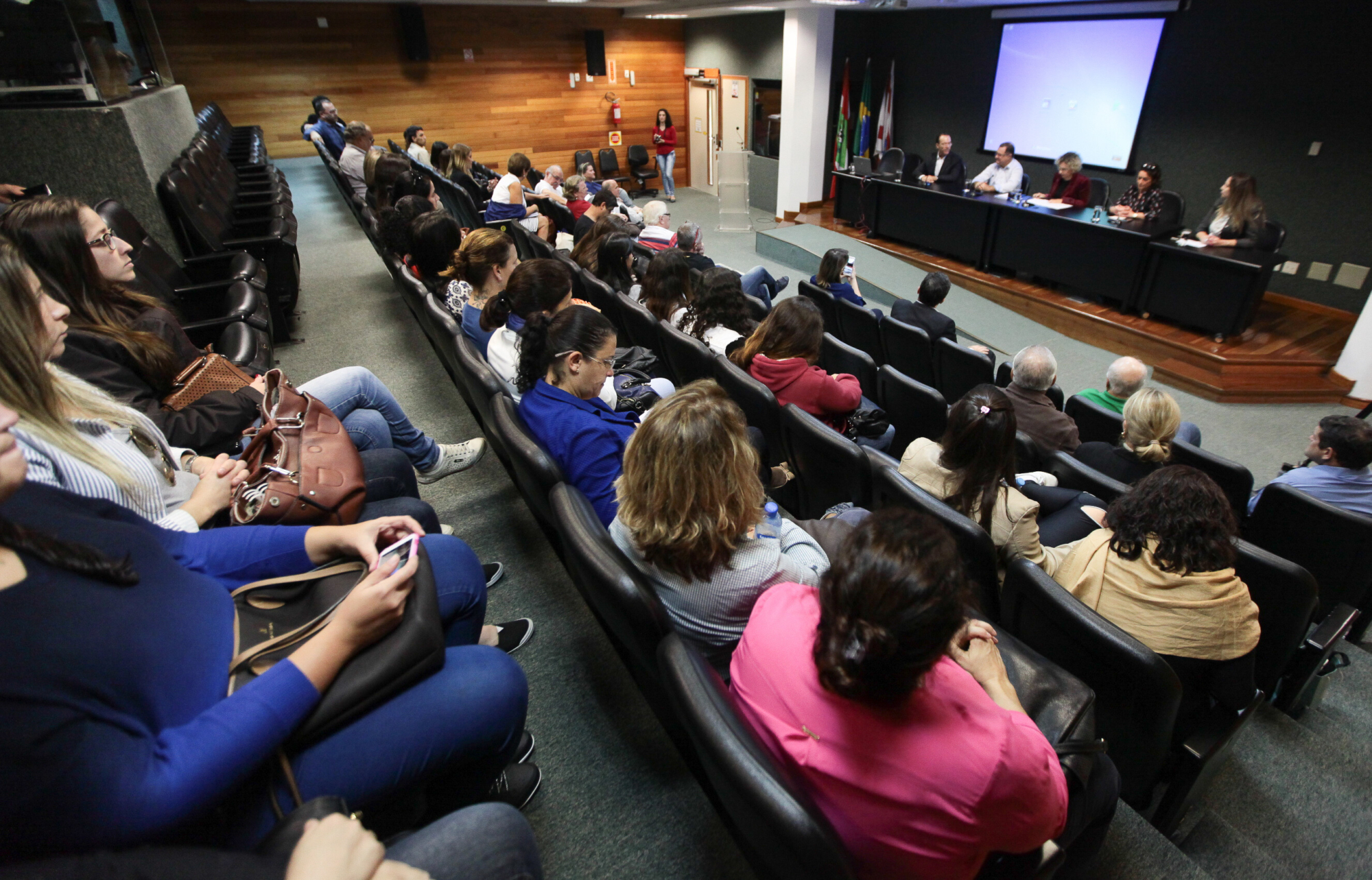 Reforma da previdência preocupa profissionais da enfermagem