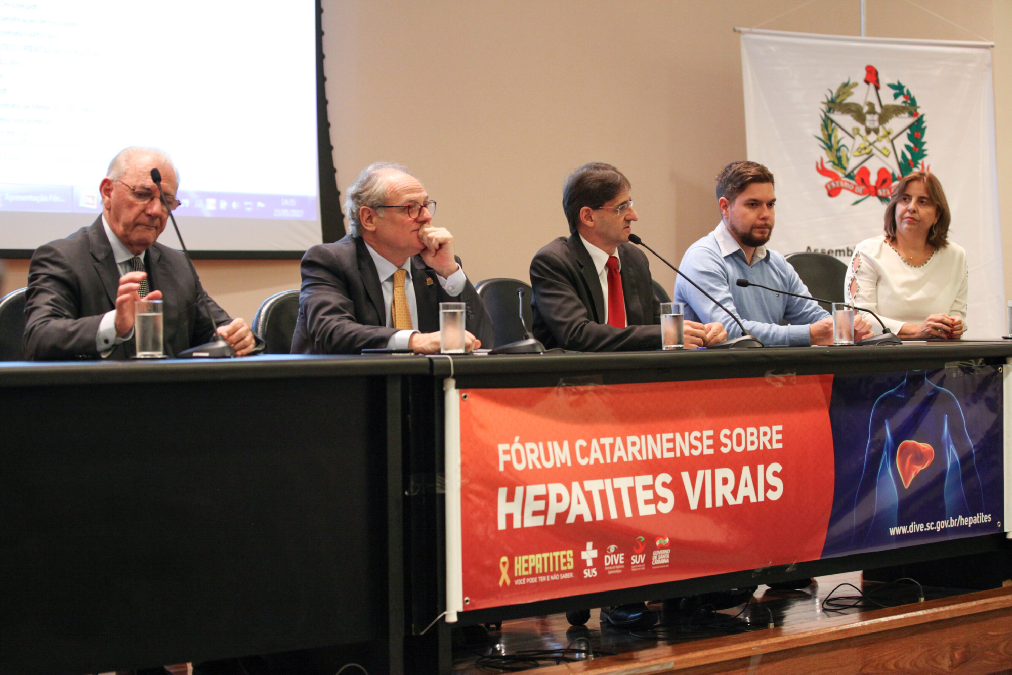 Fórum Catarinense sobre Hepatites Virais é realizado na Assembleia