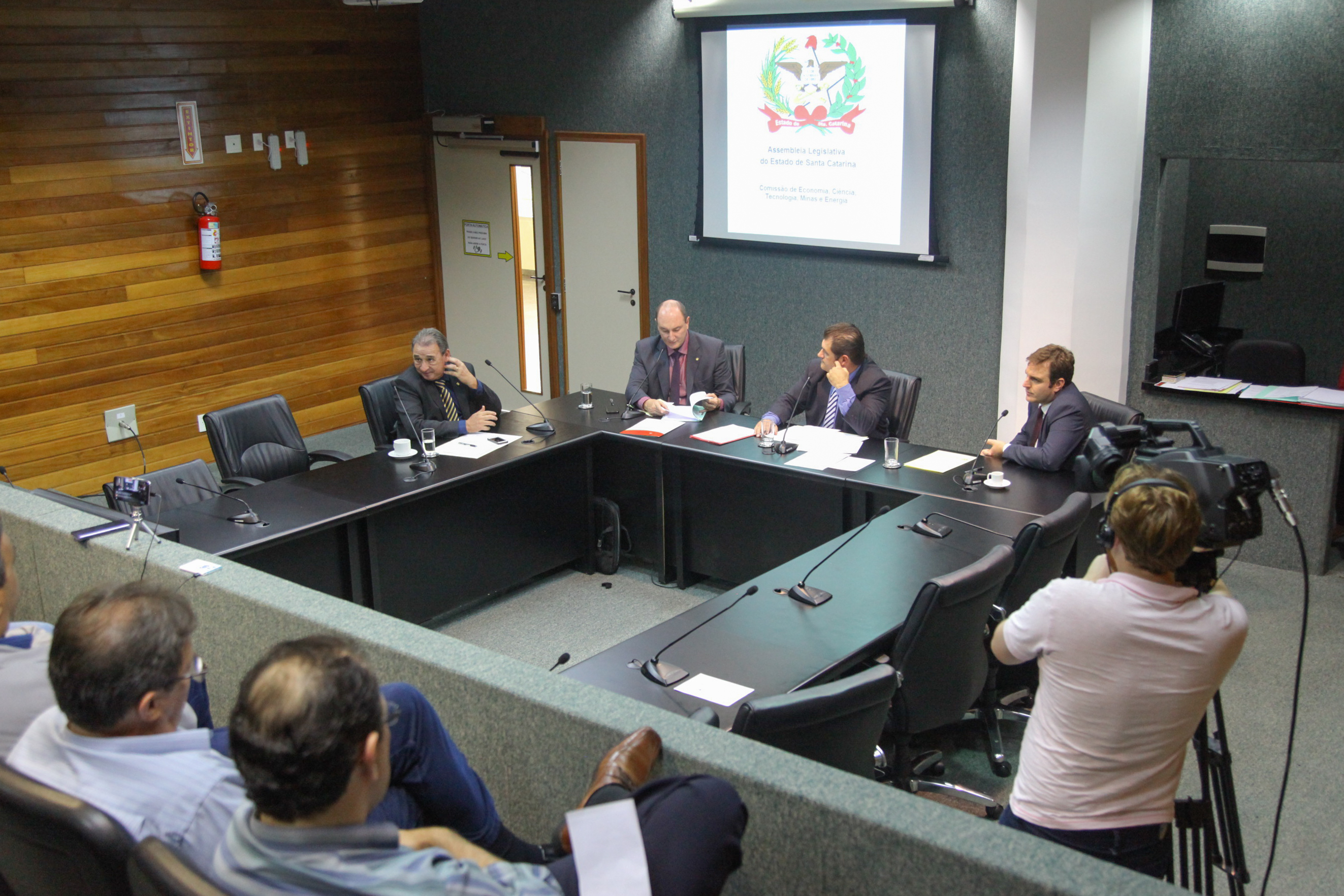 Reunião da Comissão de Economia, Tecnologia, Minas e Energia.