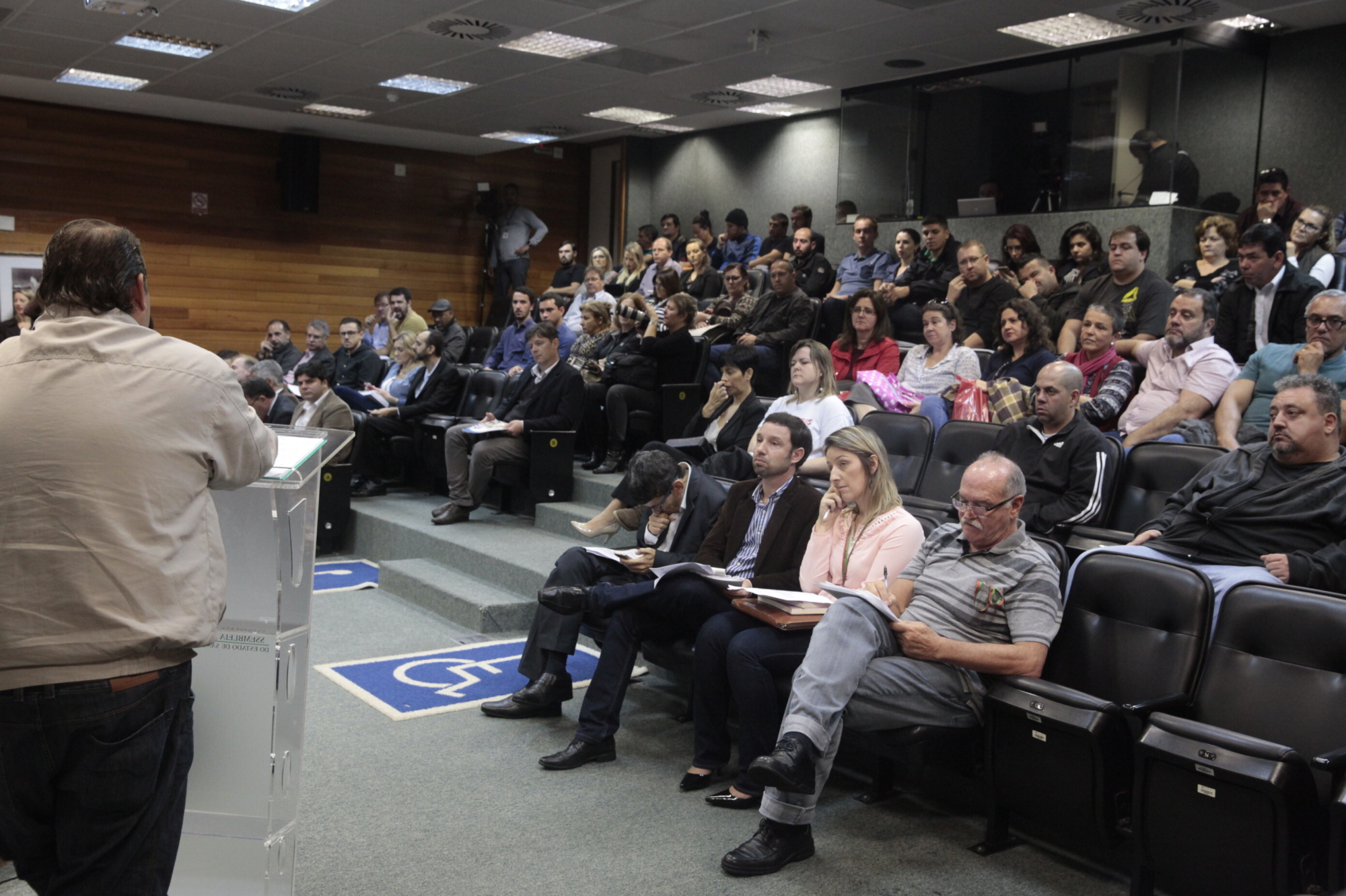Alesc debate MP que altera regras de contratação de profissionais temporários
