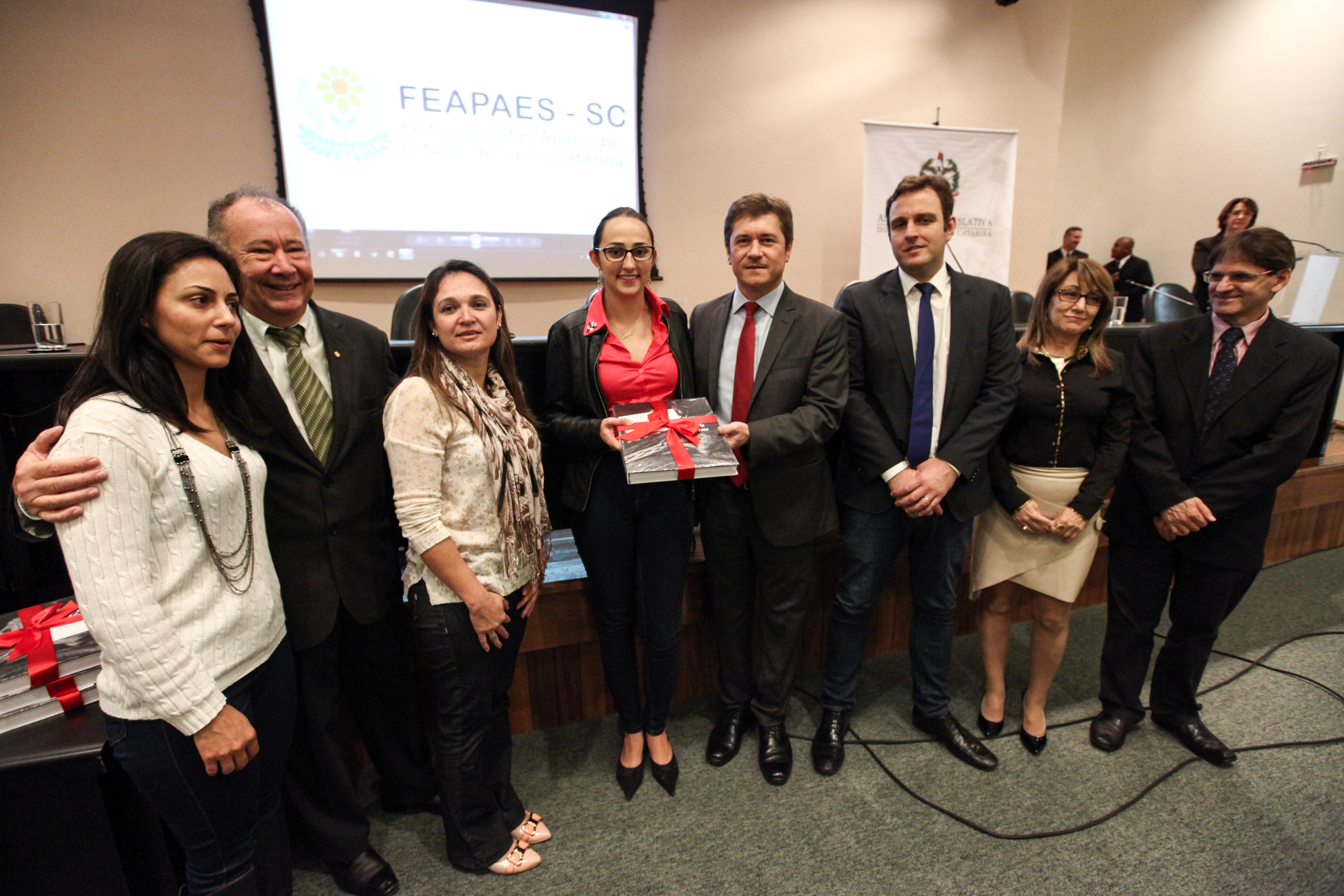 IV Seminário de Saúde e Prevenção das Deficiências das APAEs de Santa Catarina.