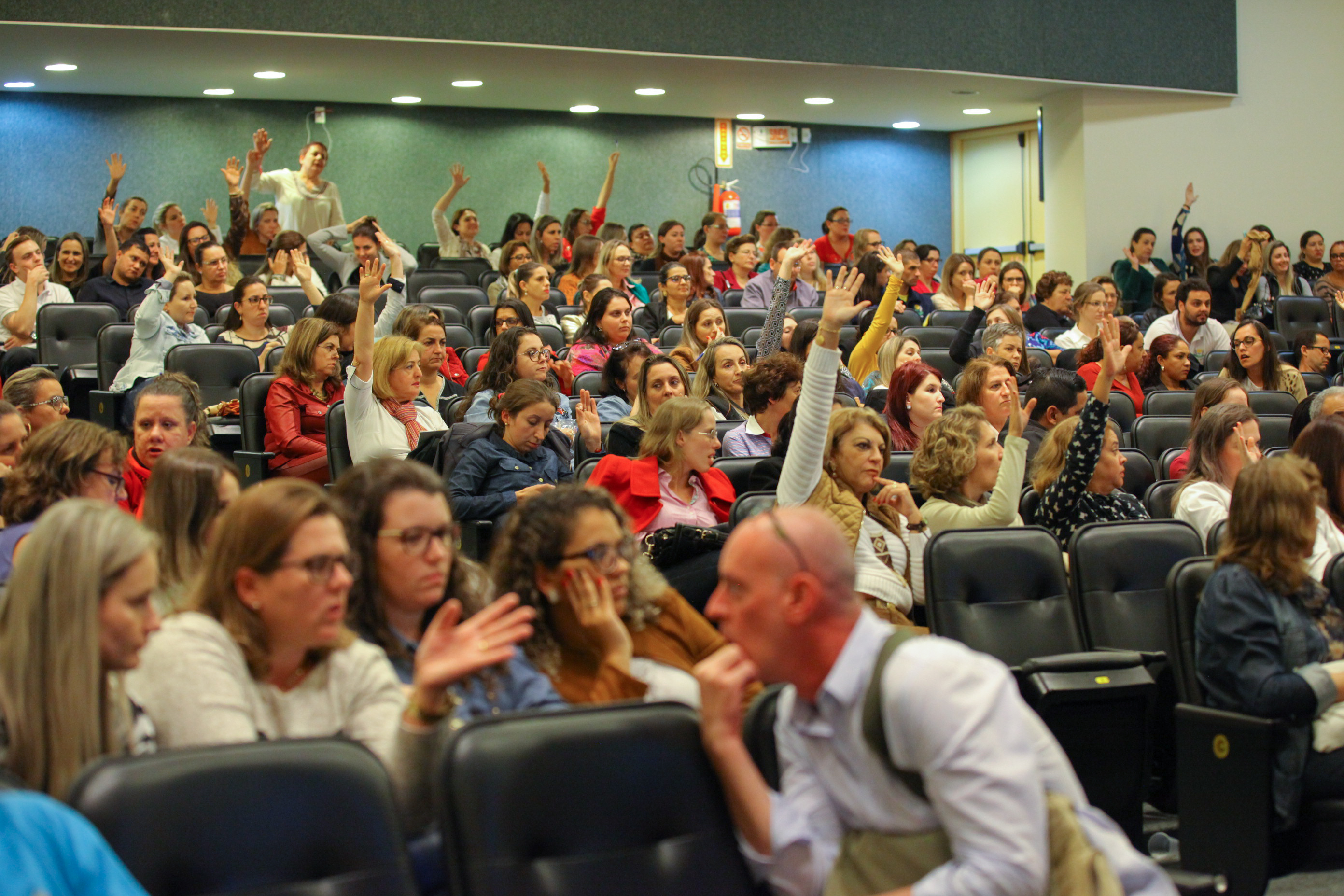 IV Seminário de Saúde e Prevenção das Deficiências das APAEs de Santa Catarina