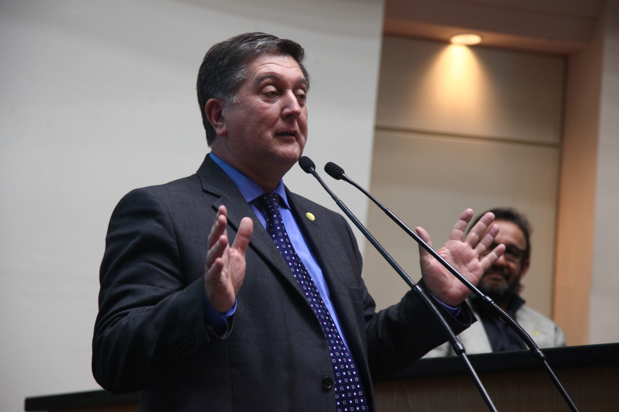 Topázio Silveira Neto, presidente do conselho diretor da Junior Achievement
