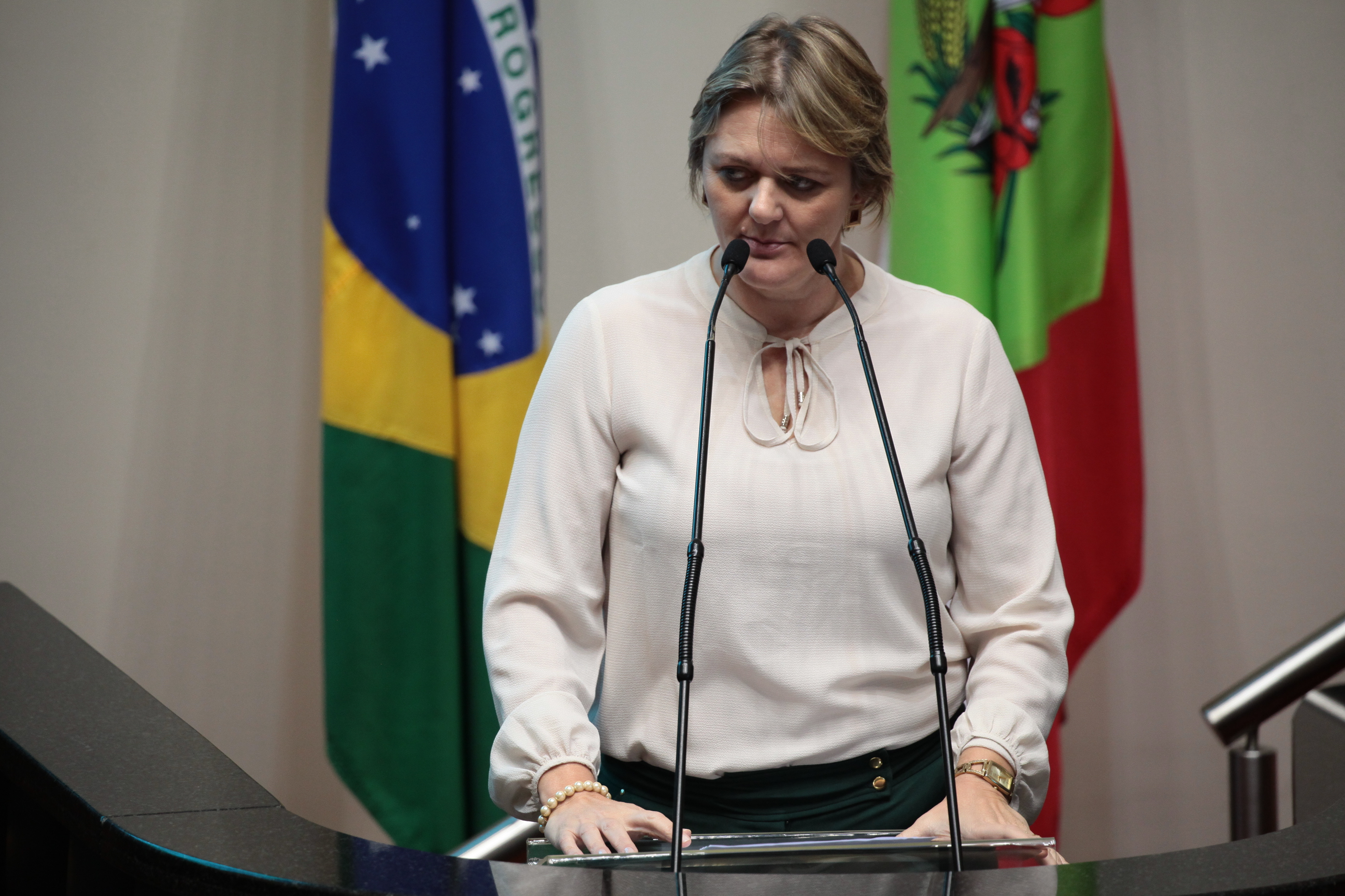 Sessão Ordinária. Deputada Luciane Carminatti (PT). Foto: Miriam Zomer / Agência AL