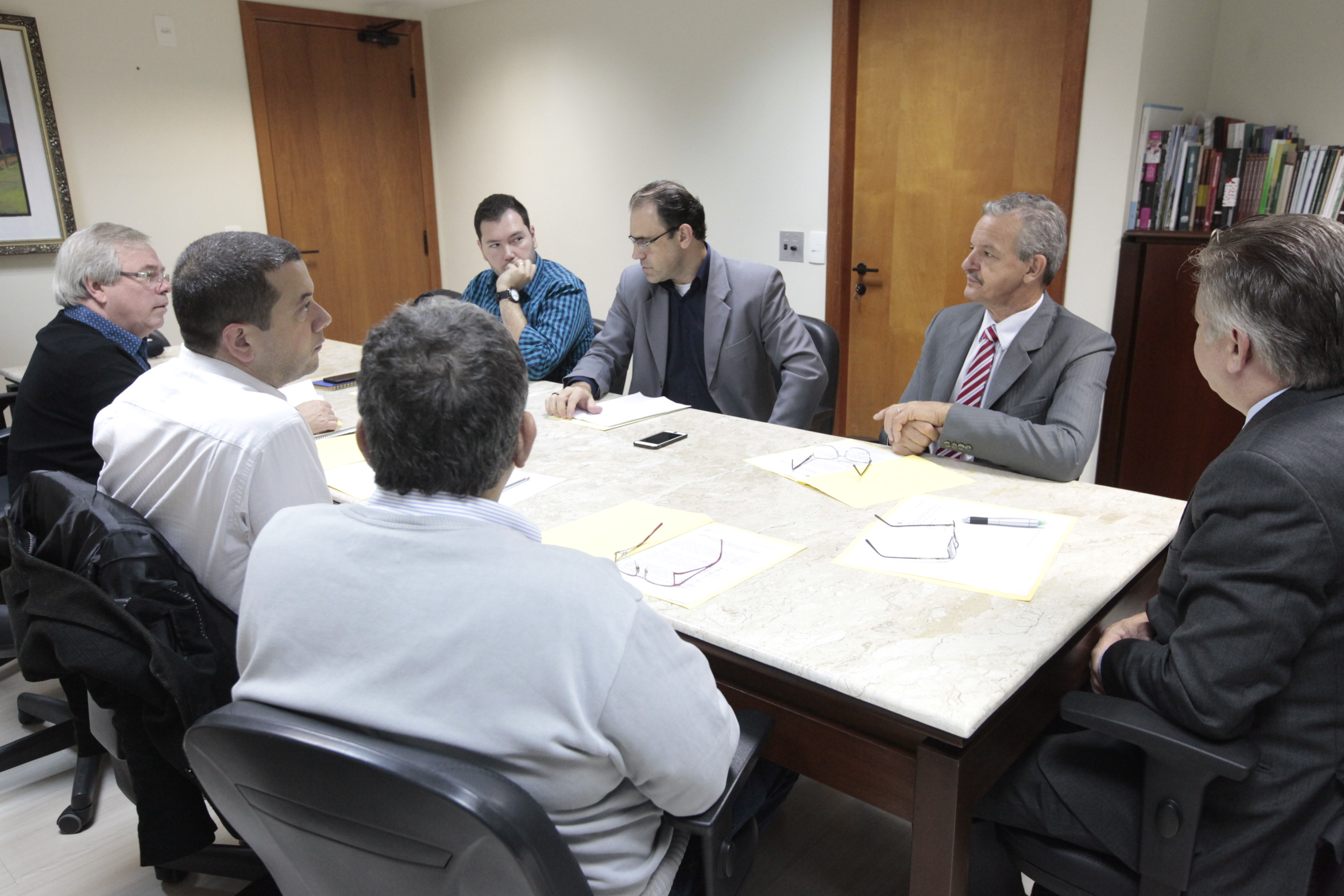 Instalação da Frente Parlamentar em Defesa das Empresas Públicas.