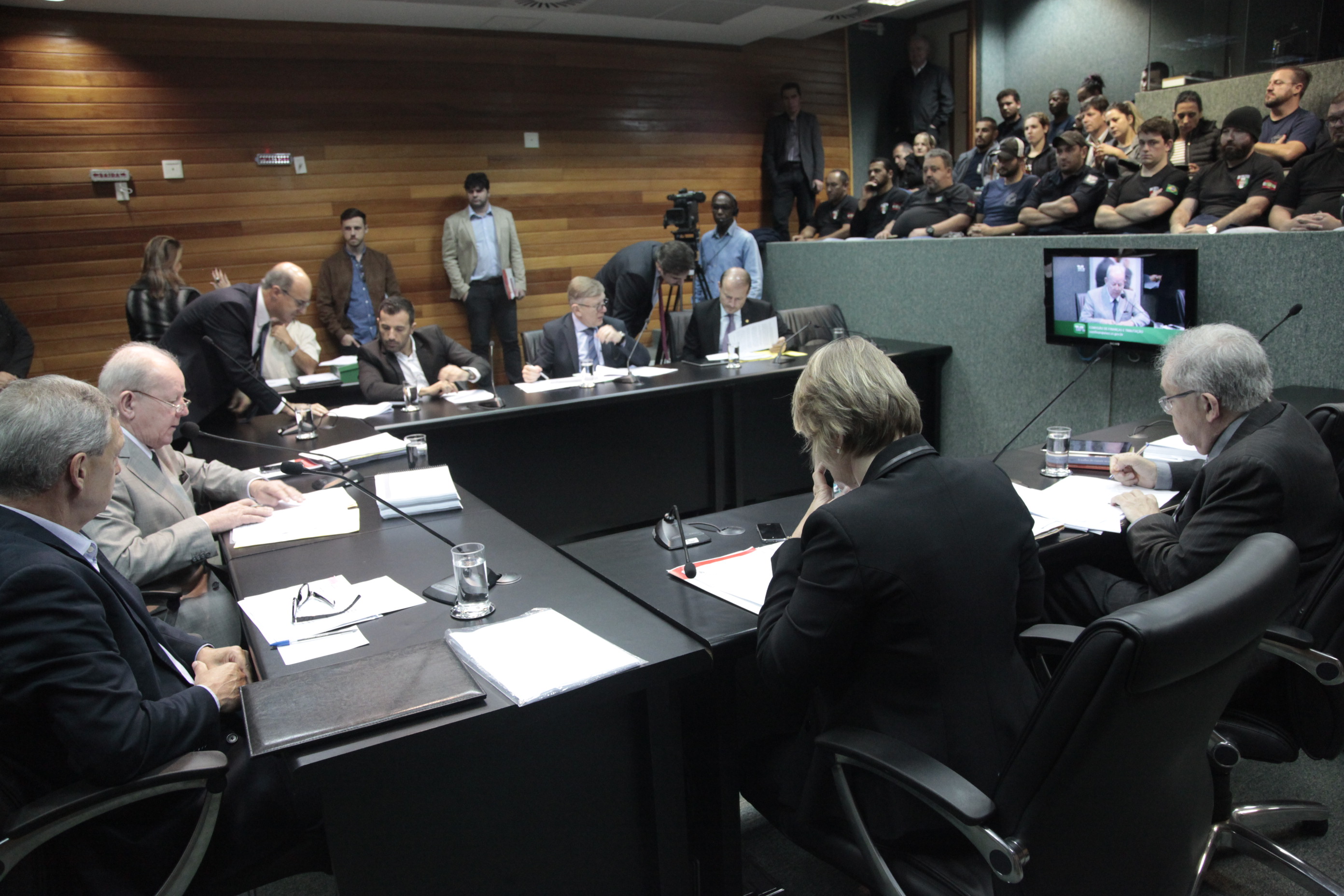 Comissão de Finanças e Tributação.