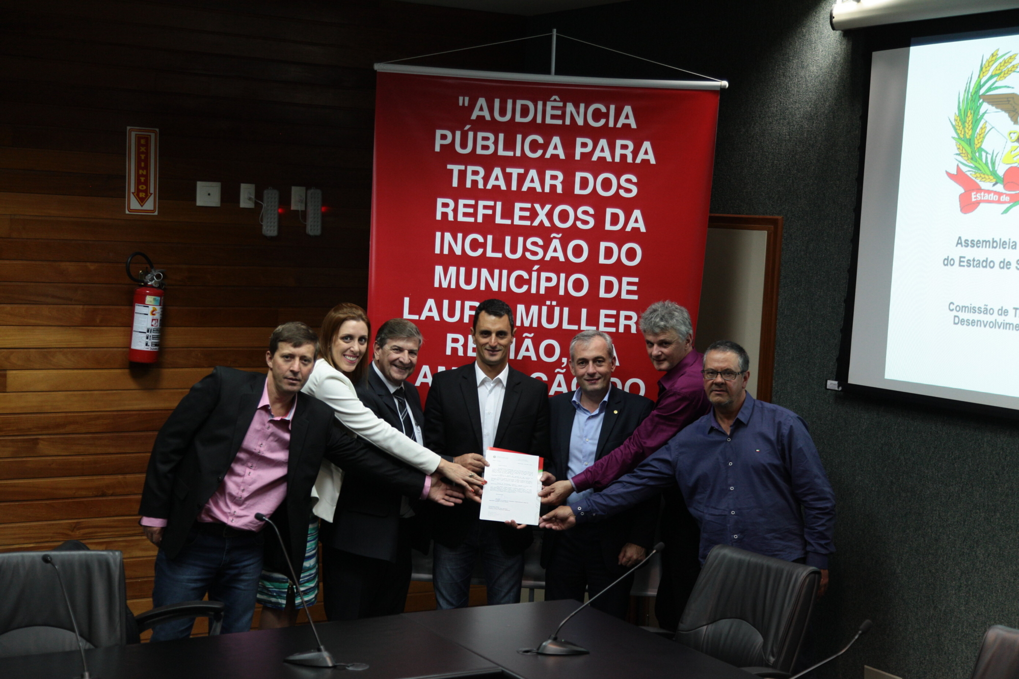 Deputado recebe encaminhamentos sobre ampliação de parque