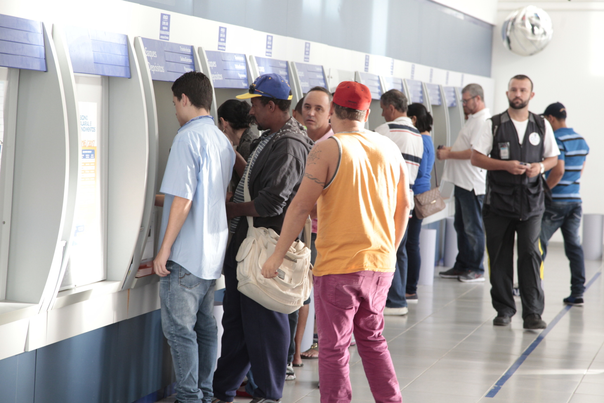 Começa nesta sexta a terceira etapa de saques do FGTS inativo